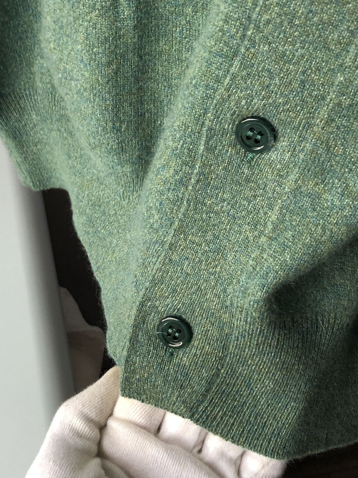 Brioni × Vintage Vintage Brioni green cashmere cardigan Size US L / EU 52-54 / 3 - 3 Thumbnail
