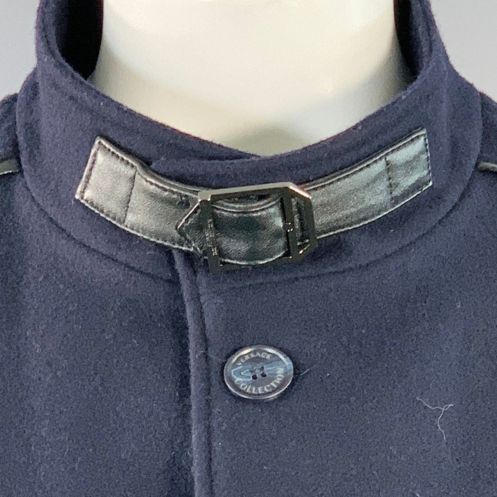 Versace VERSACE Size 46 Navy Black Virgin Wool Blend Epaulets Jacket Size US XXL / EU 58 / 5 - 2 Thumbnail