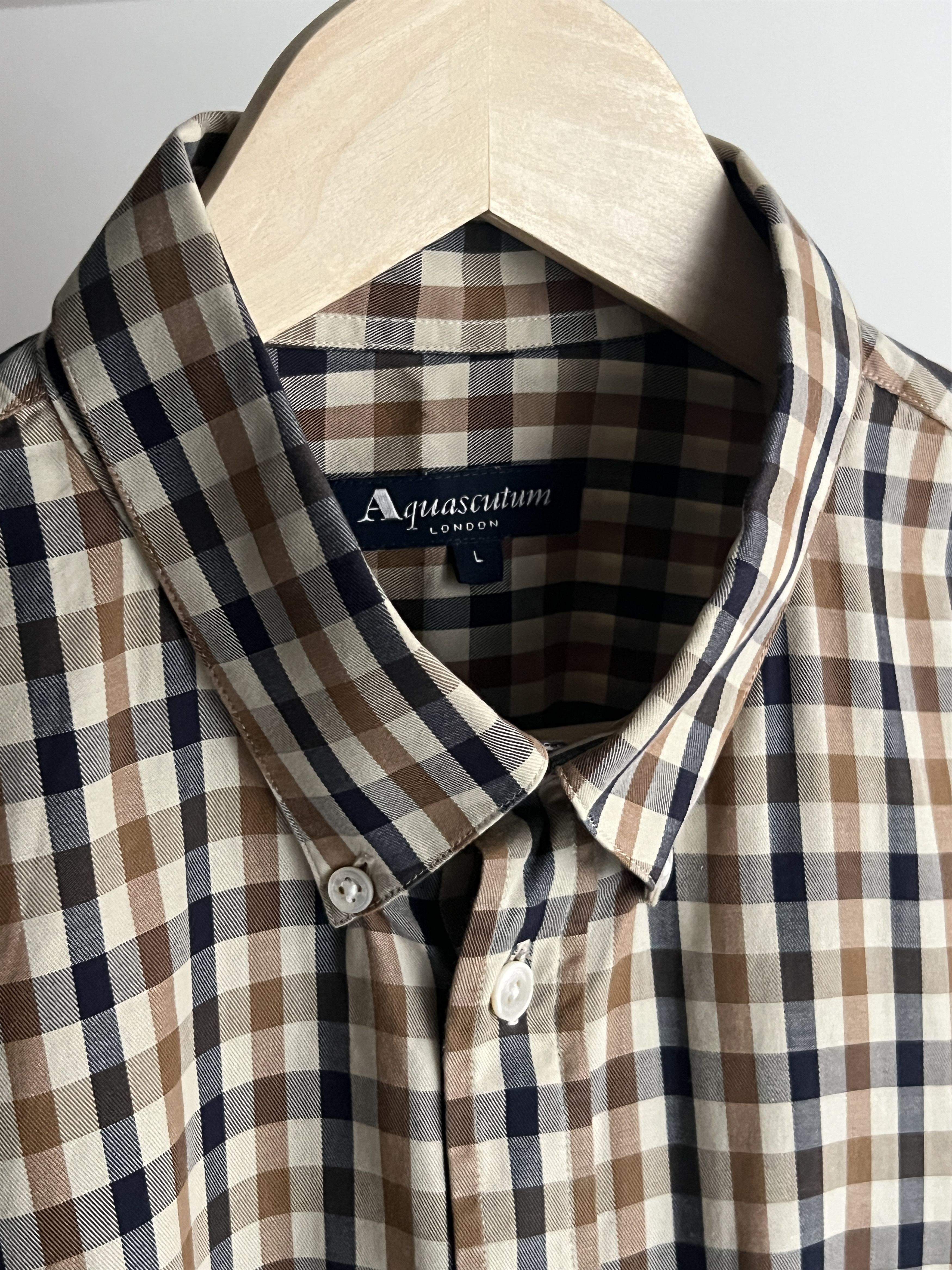 Aquascutum × Vintage Vintage Aquascutum Short Sleeve Classic Check Shirt Size US L / EU 52-54 / 3 - 3 Thumbnail
