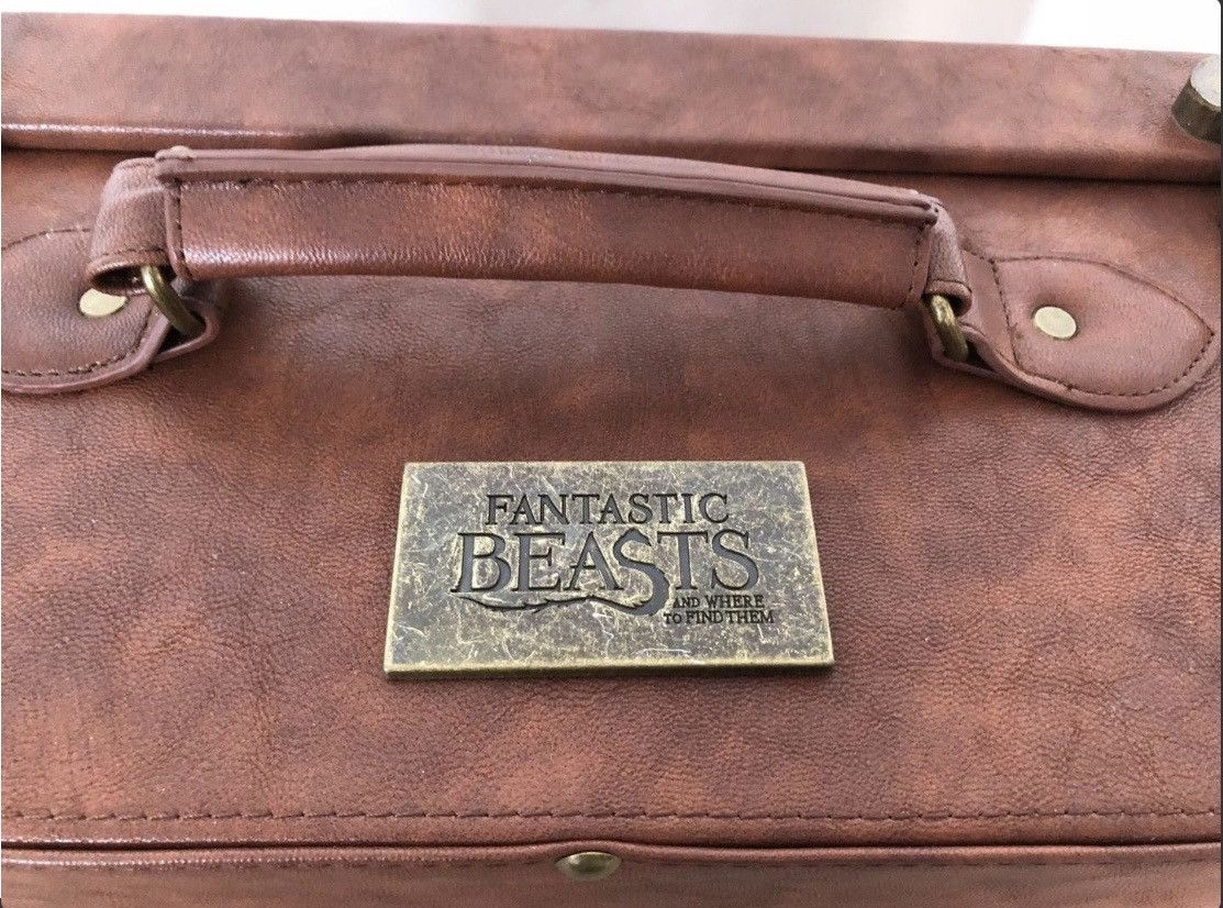 Other Fantastic Beasts Movie Promo Newt Scamander Suitcase Size ONE SIZE - 3 Thumbnail
