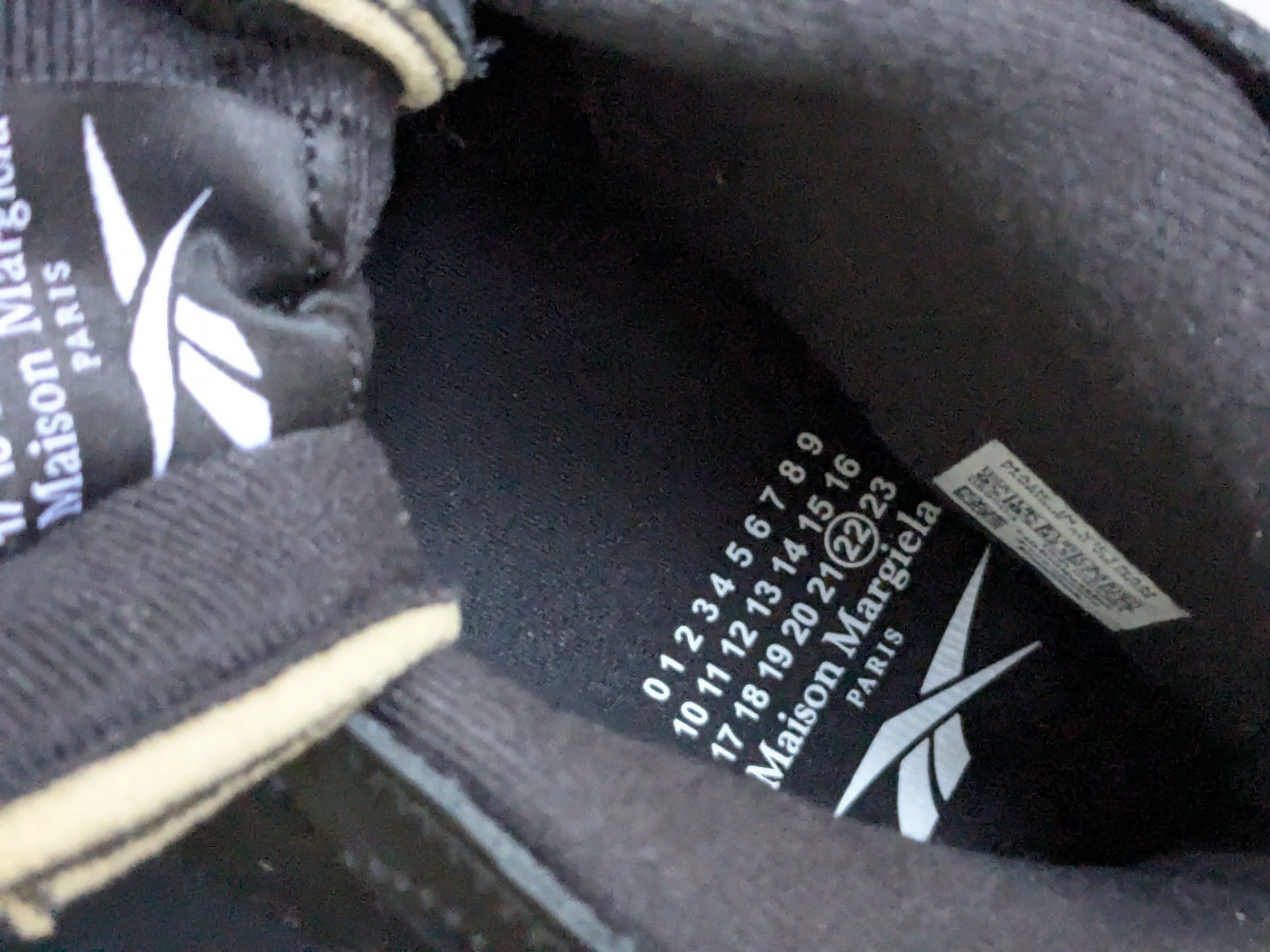 Maison Margiela Maison Margiela x Reebok Question Sneakers Black 9.5 Size US 9.5 / EU 42-43 - 6 Thumbnail