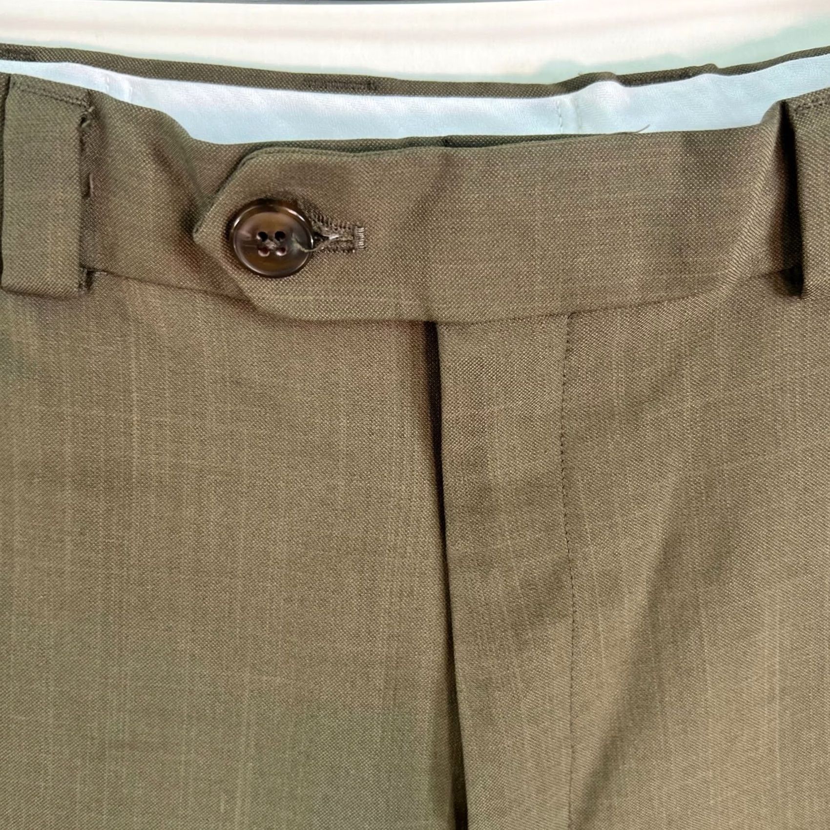 Haggar Haggar Mens Classic Fit Regular Flat Front Straight Tan Dress Pants 32X30 Size US 32 / EU 48 - 5 Thumbnail