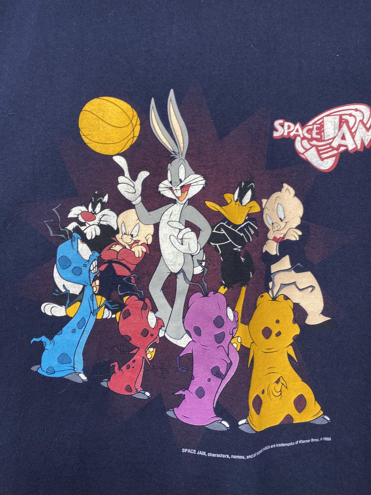 Nutmeg Vintage 1996 Space Jam Looney Tunes Taz Team Nutmeg T-shirt Size US XL / EU 56 / 4 - 4 Thumbnail