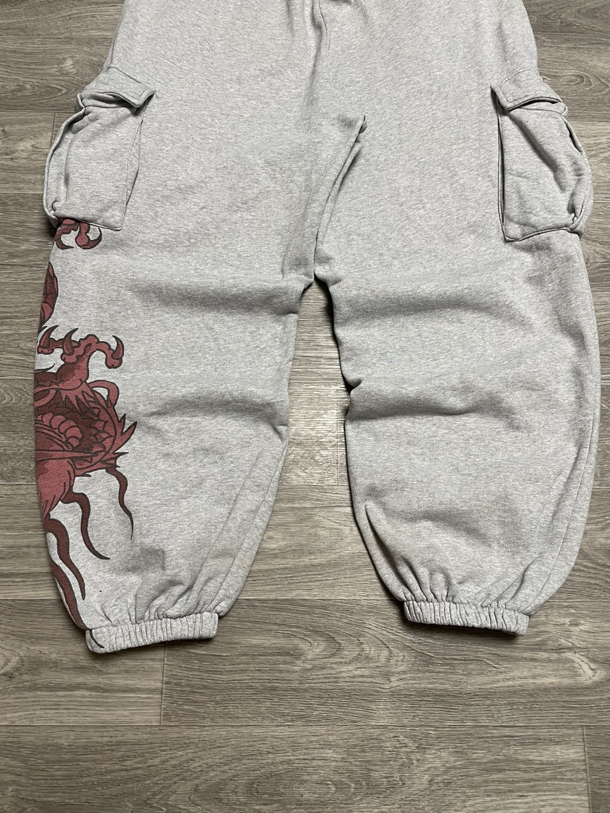 Ed Hardy Ed Hardy x Urban Outfitters Dragon Print Cargo Sweatpants Size US 36 / EU 52 - 17 Thumbnail