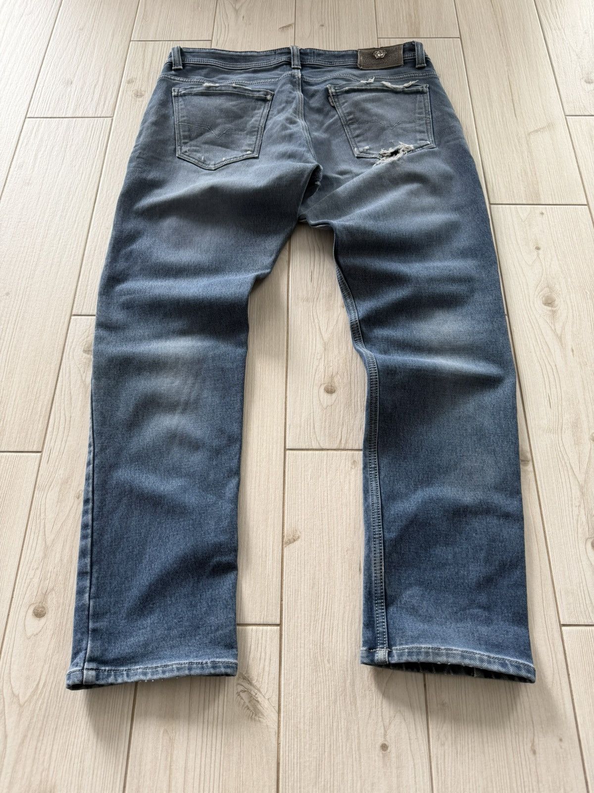 Versace Vintage Versace Classic Big Logo Baggy Jeans 90s Size US 36 / EU 52 - 5 Thumbnail