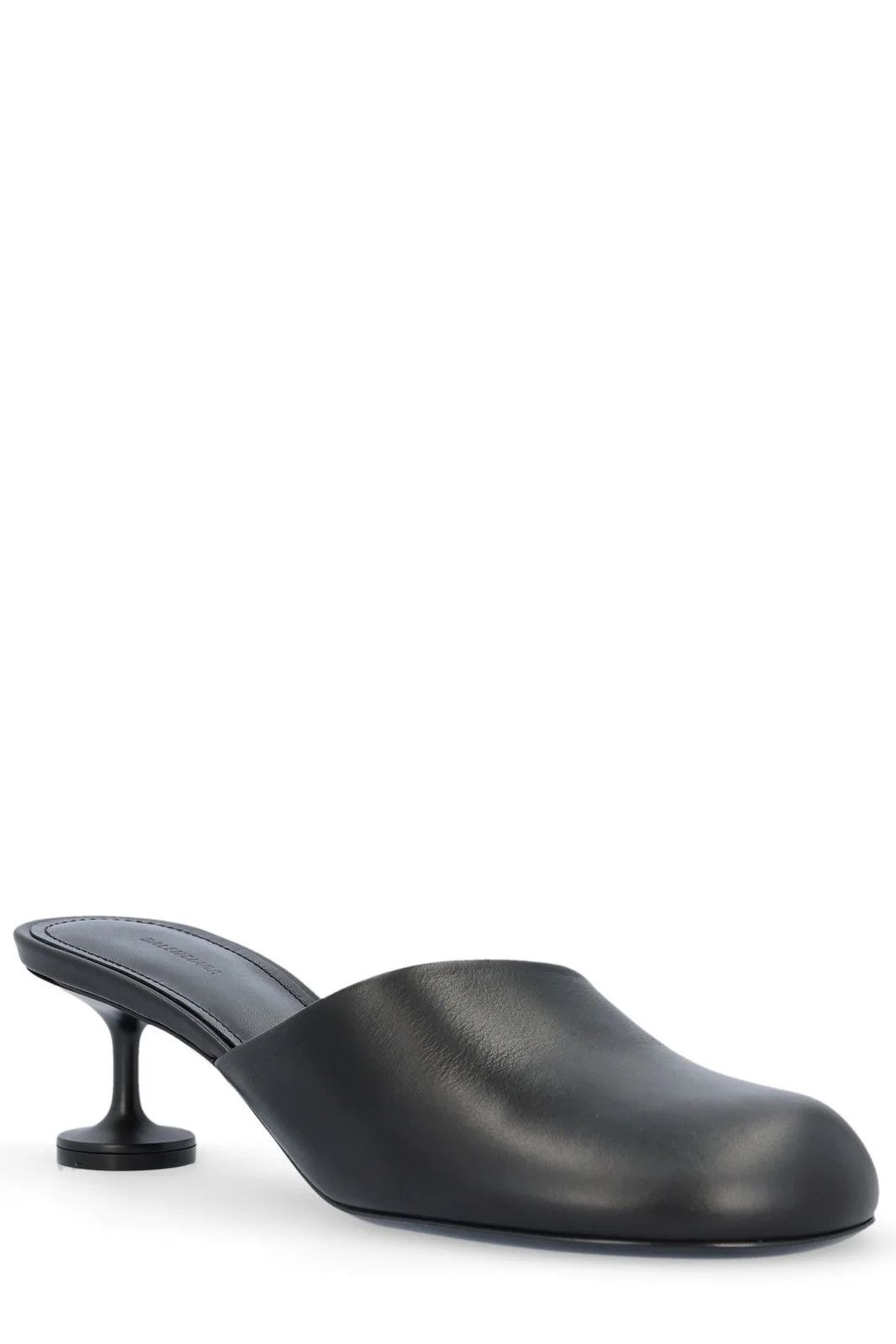 o1srvl11e0224 Lady Mules in Black