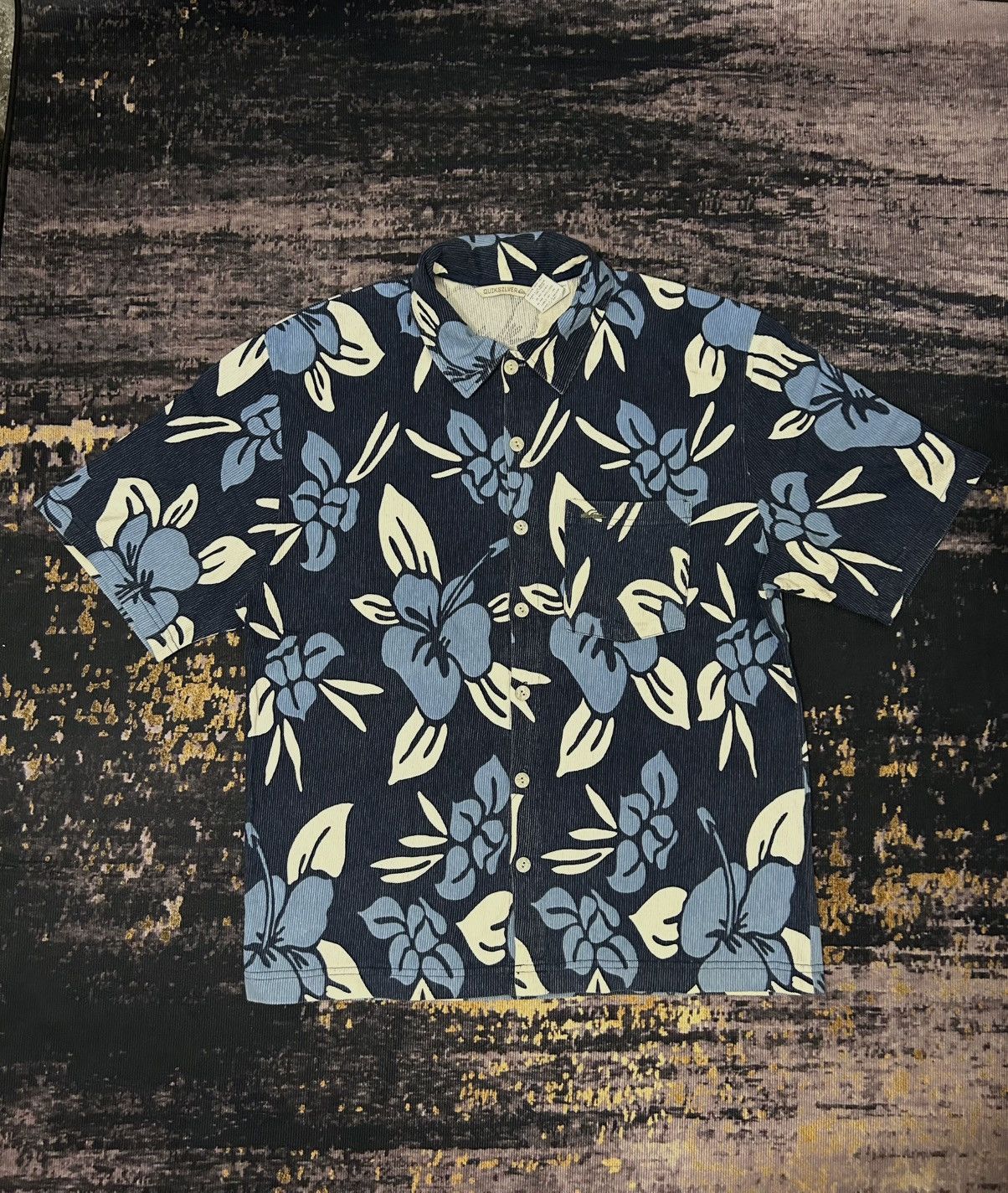 Quicksilver Vintage Quiksilver Hawaiian Button Shirt Size US M / EU 48-50 / 2 - 1 Thumbnail