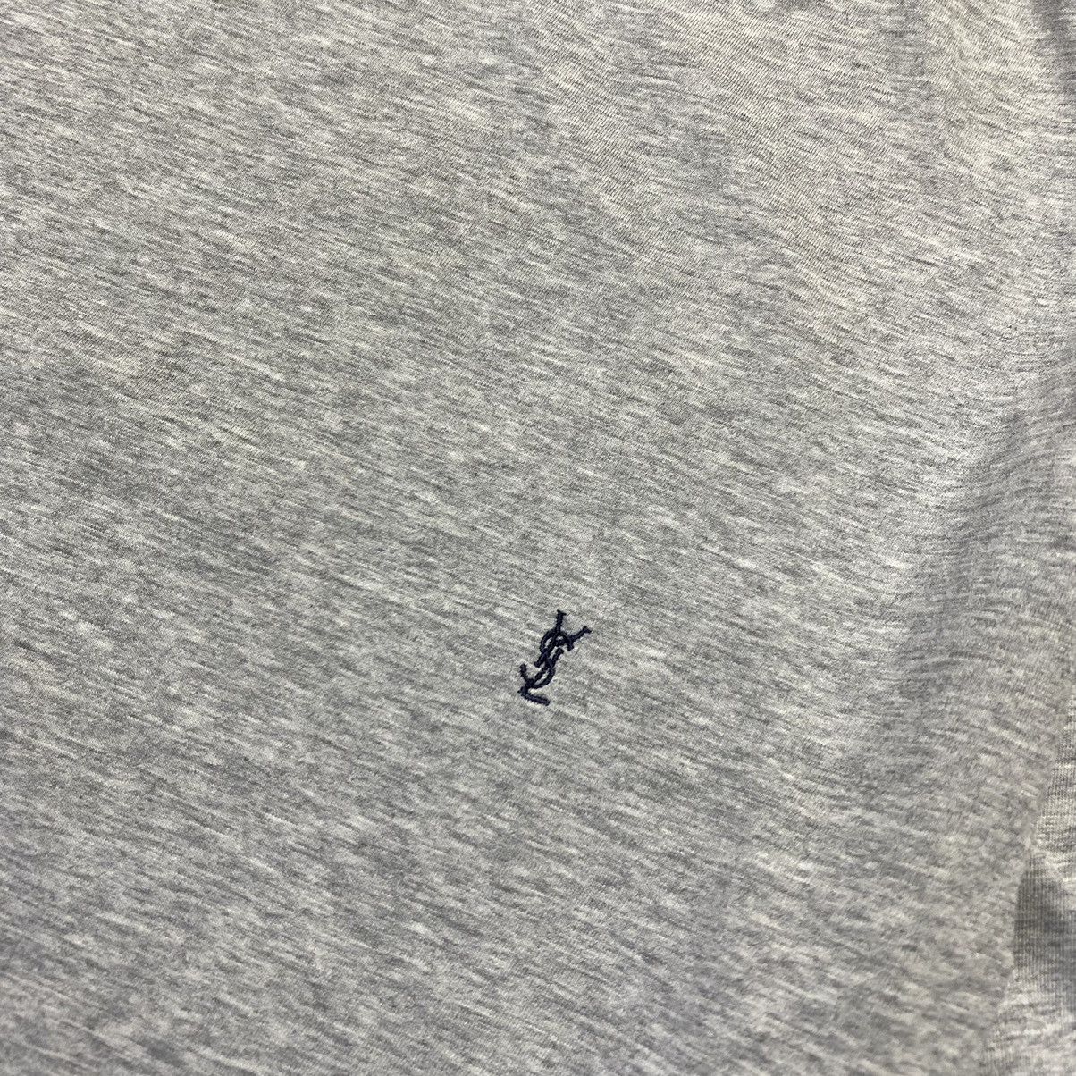 Vintage Vintage Ysl Yves Saint Lauren small logo luxury tee Size US M / EU 48-50 / 2 - 3 Thumbnail