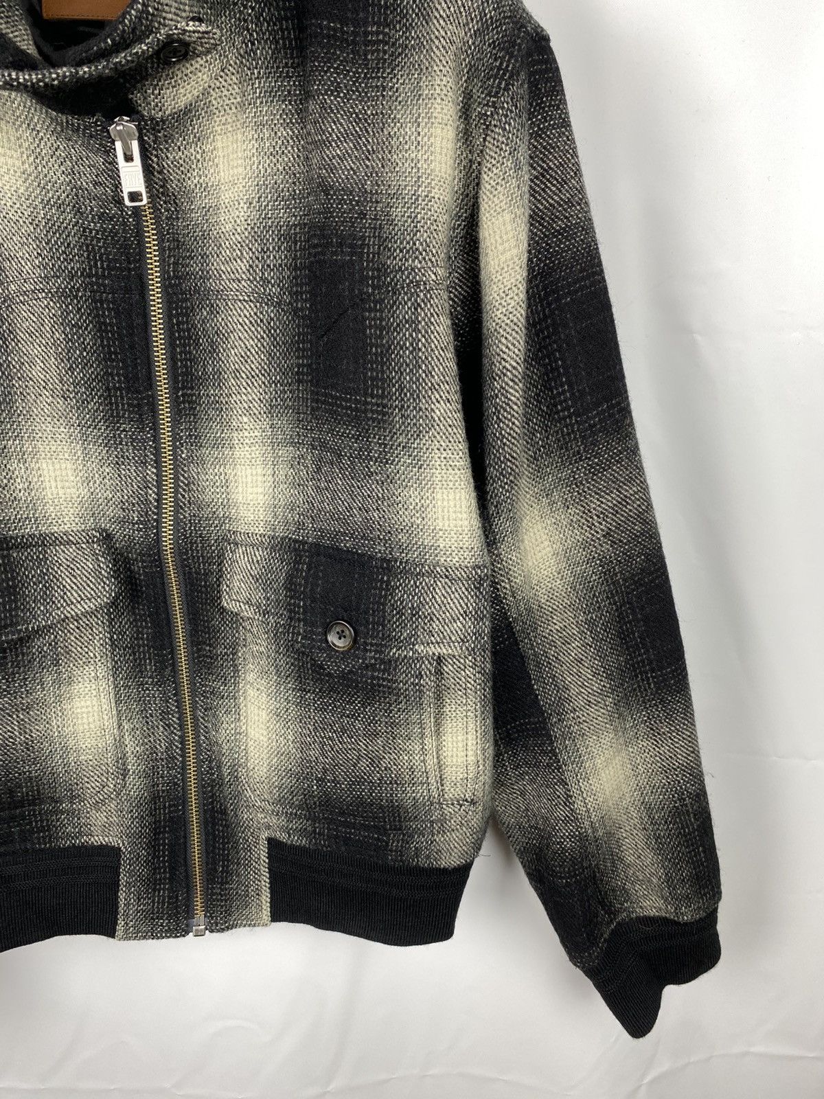 Frye Frye Dylan Shadow Plaid Wool Bomber Jacket size L Size US L / EU 52-54 / 3 - 8 Thumbnail