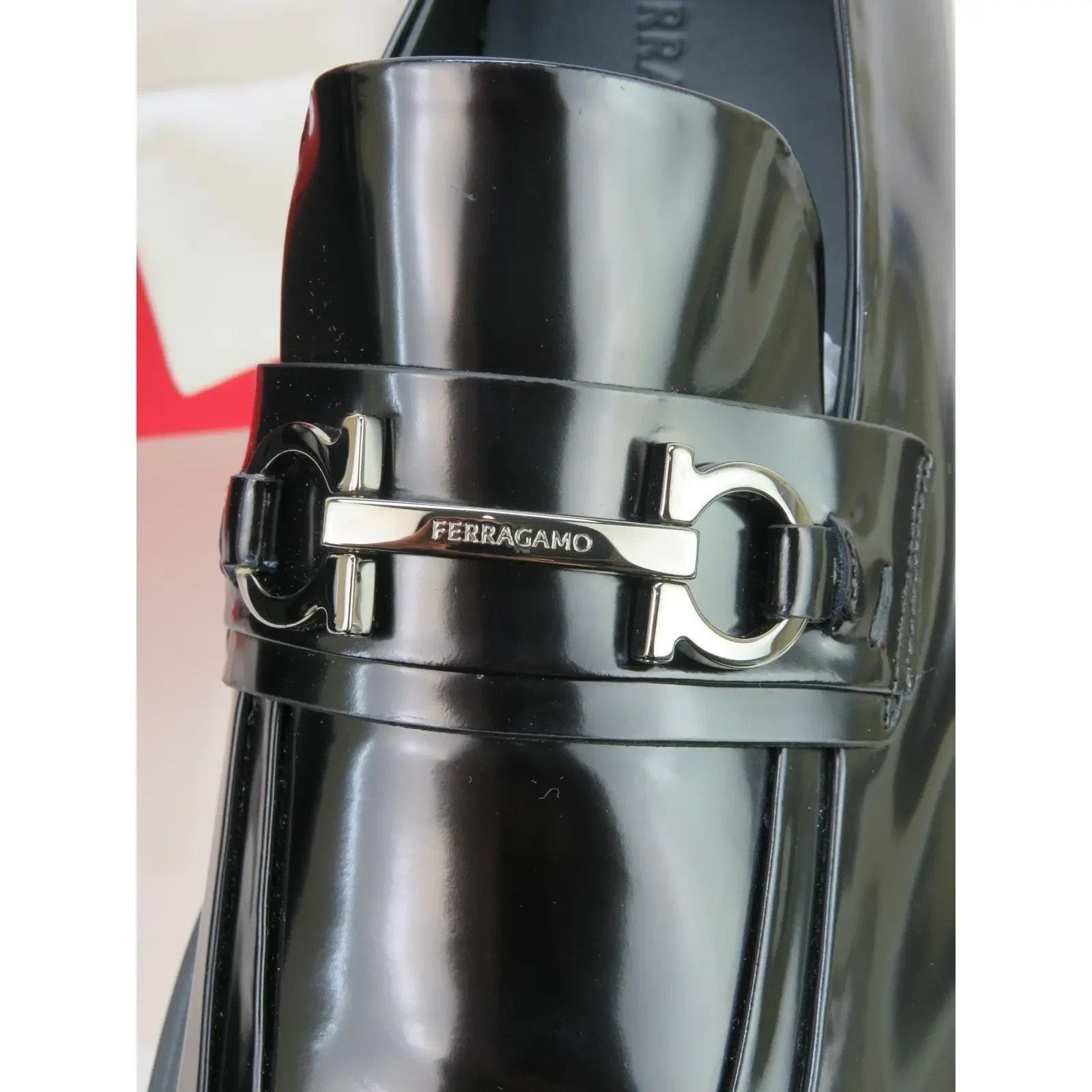 Salvatore Ferragamo FERRAGAMO FIORELLO BLACK PATENT LEATHER GANCINI LOAFERS 8.5 Size US 9.5 / EU 42-43 - 2 Thumbnail