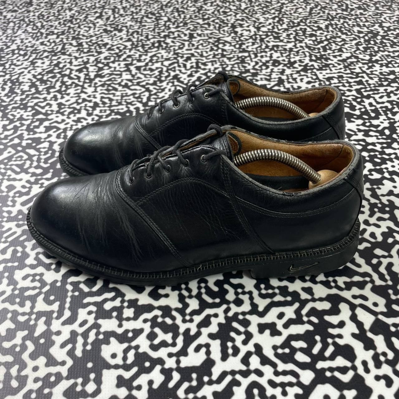 Vintage Vintage Y2K Nike Golf Swoosh Logo Retro Leather Sneakers Size US 9 / EU 42 - 3 Thumbnail