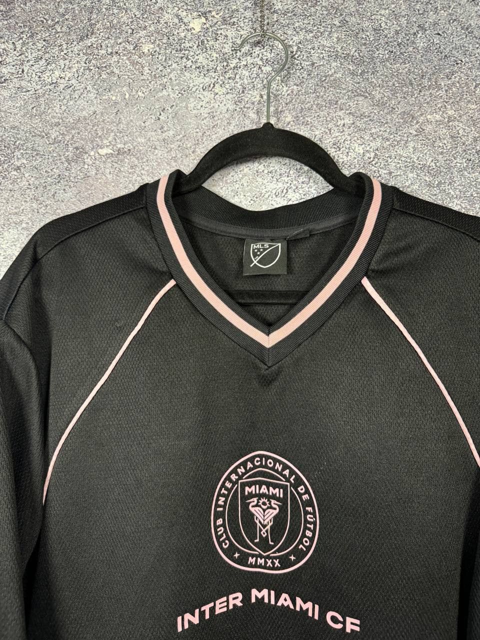 Other Inter Miami Official Black Big Logo Jersey XL size Size US XL / EU 56 / 4 - 6 Thumbnail
