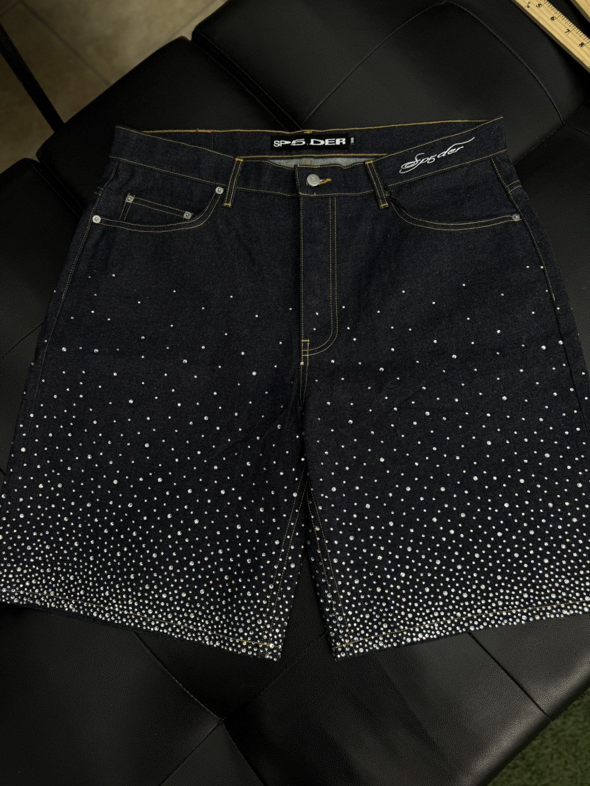 Sp5der Sp5der Rhinestone Crystal Jean Shorts Size (36) NEW Size US 36 / EU 52 - 1 Thumbnail