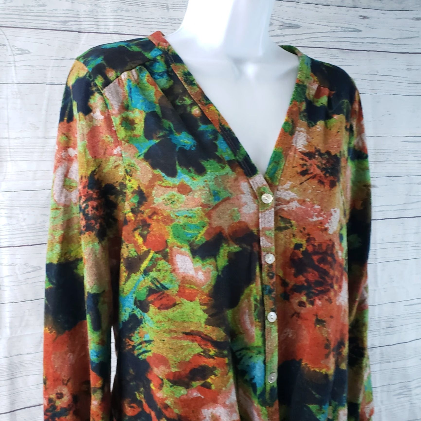 Vintage Figueroa & Flower Women's Knit Top Button-Up Sz M Red Blue Floral V-Neck Long Sleeve Size M / US 6-8 / IT 42-44 - 2 Thumbnail