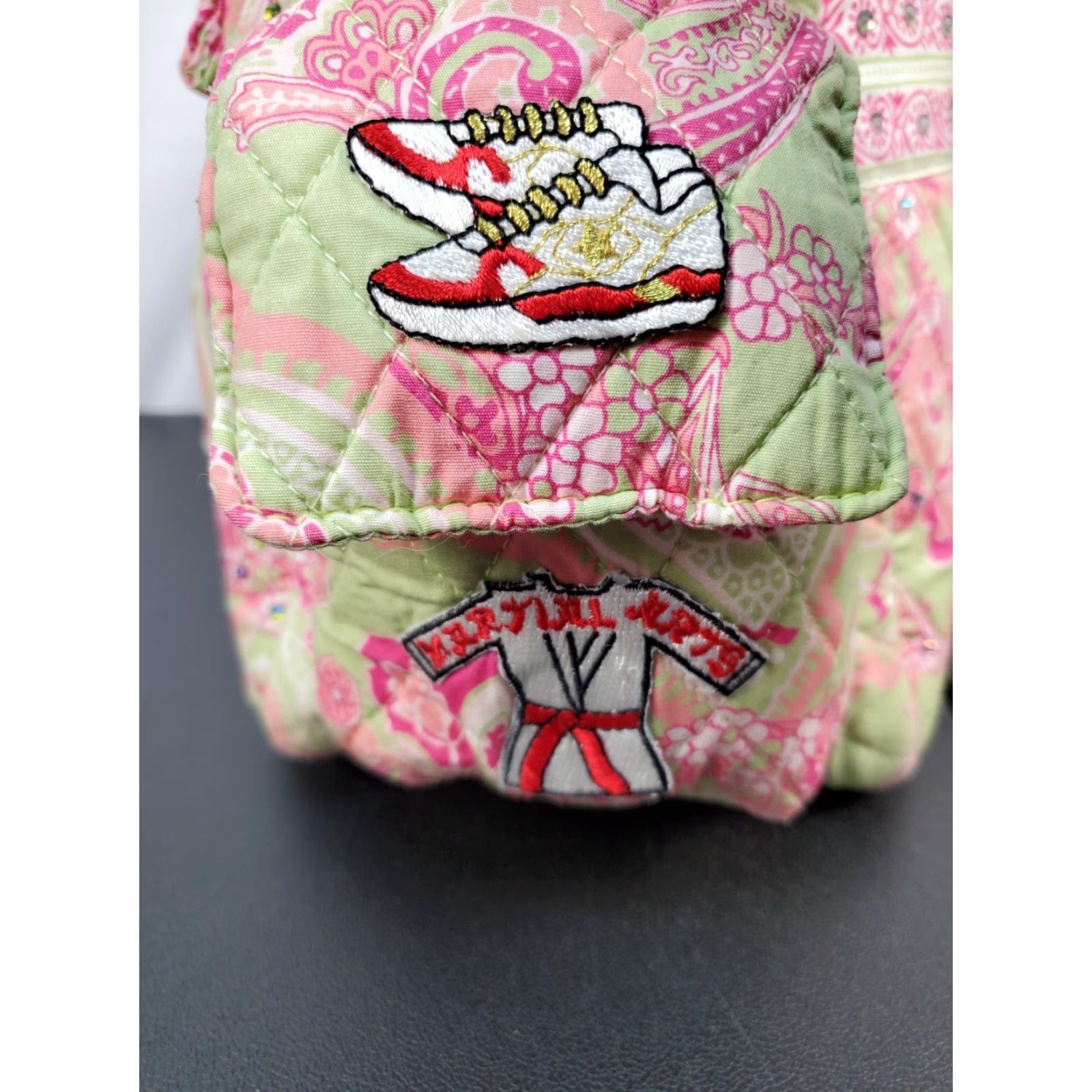 Vintage Zumba Shoulder Bag Womens Green Pink Paisley Zip Closure Size ONE SIZE - 5 Thumbnail