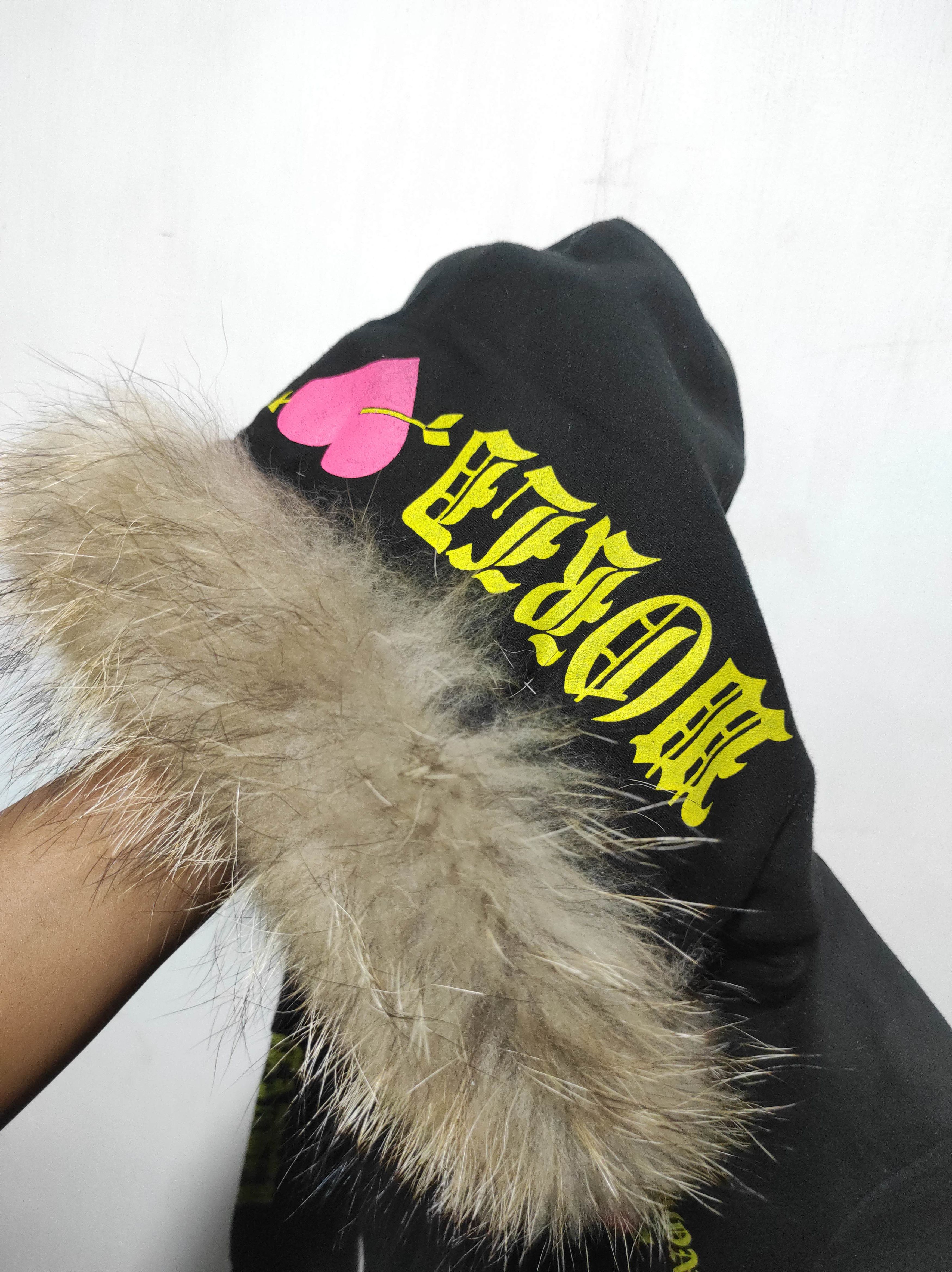 Hysteric Glamour Black Love Cross Fur Hoodie i6w9 LBG style Size US XXS / EU 40 - 11 Thumbnail
