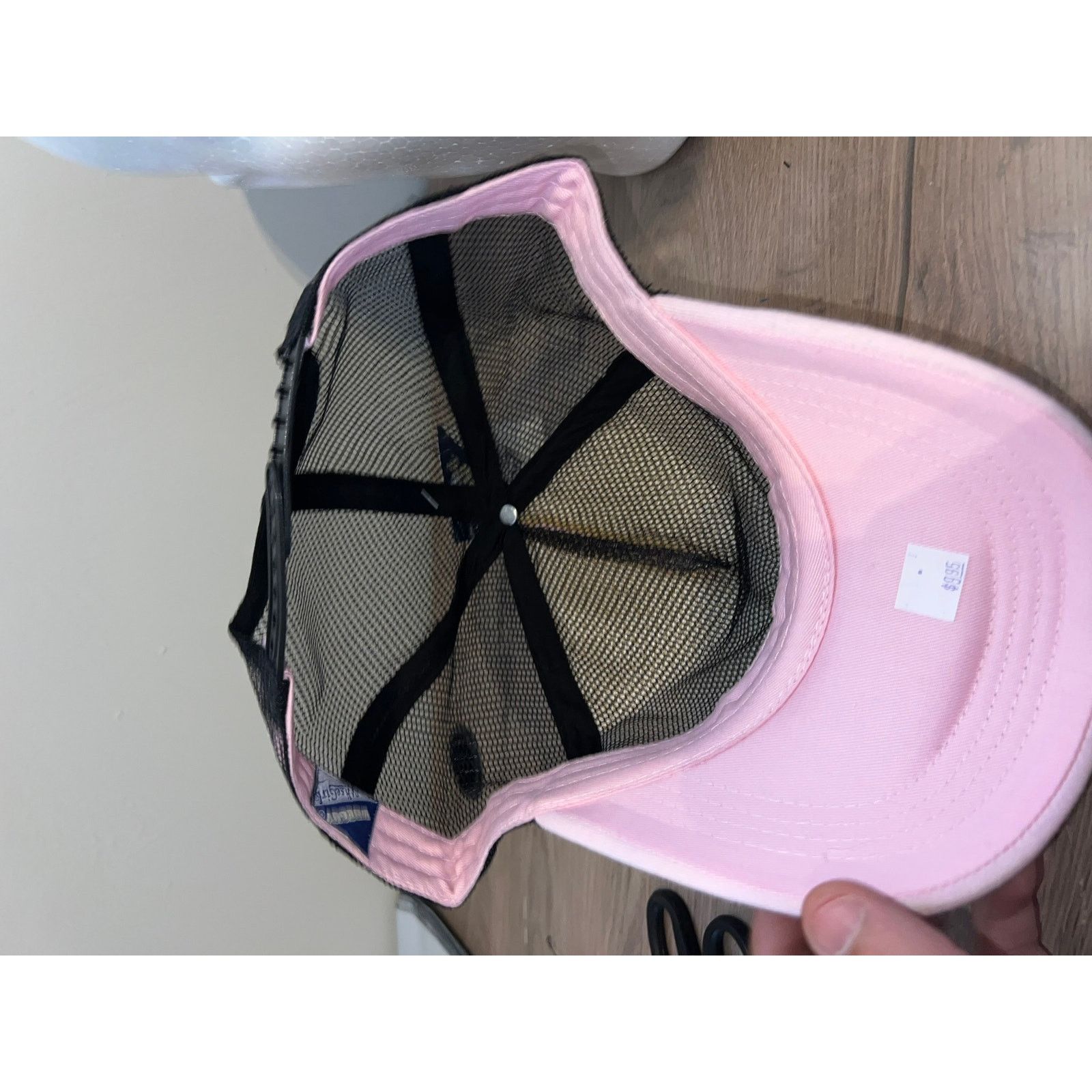 Vintage Y2K Von B*tch Pink Trucker Hat Headwear Designer Spoof OS Size ONE SIZE - 7 Thumbnail
