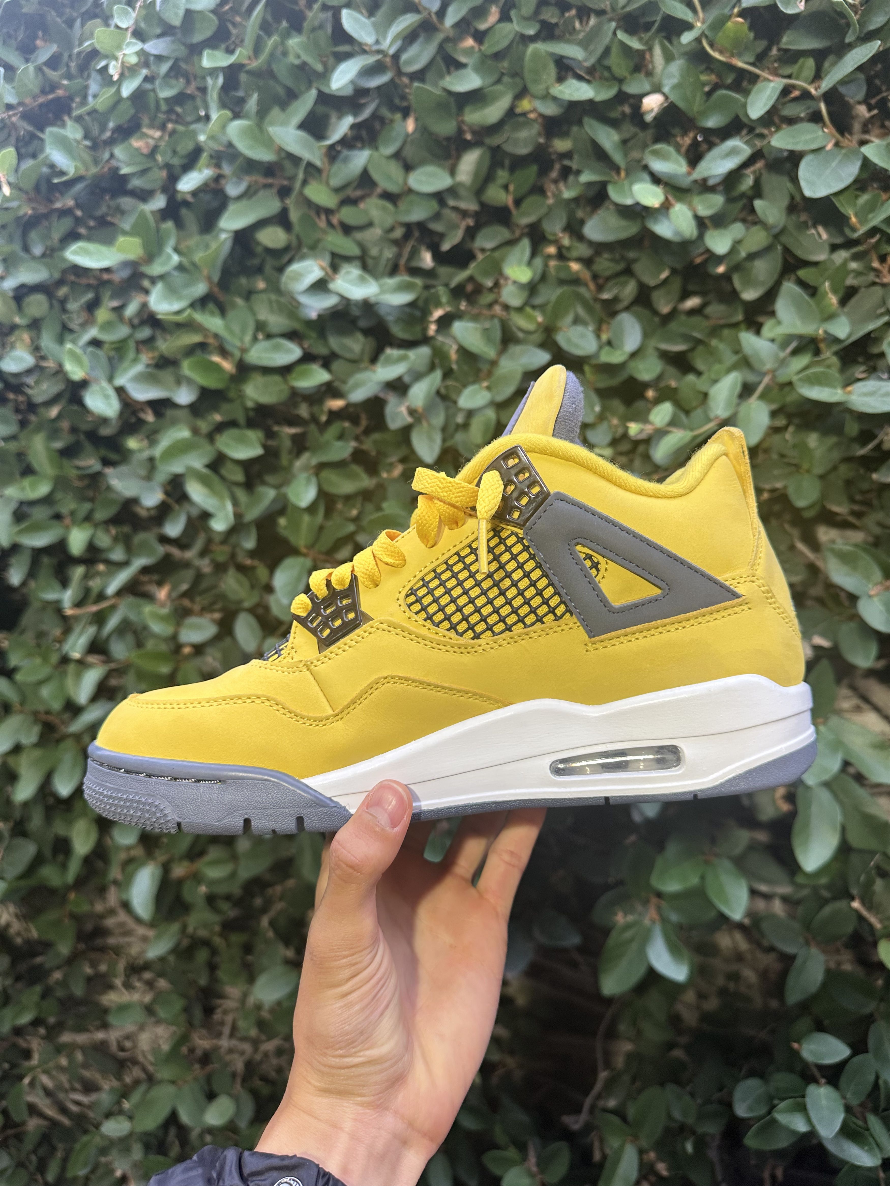Jordan Brand Jordan 4 Lightning Men Size 8 Size US 8 / EU 41 - 2 Thumbnail
