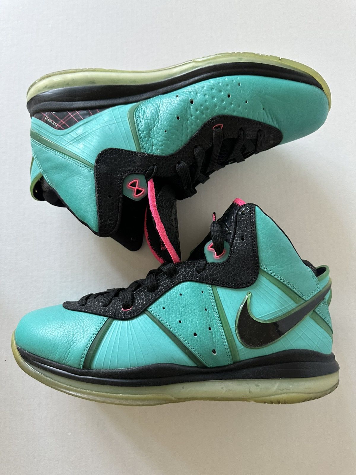 Nike Lebron 8 South Beach 2010 Size US 13 / EU 46 - 2 Thumbnail