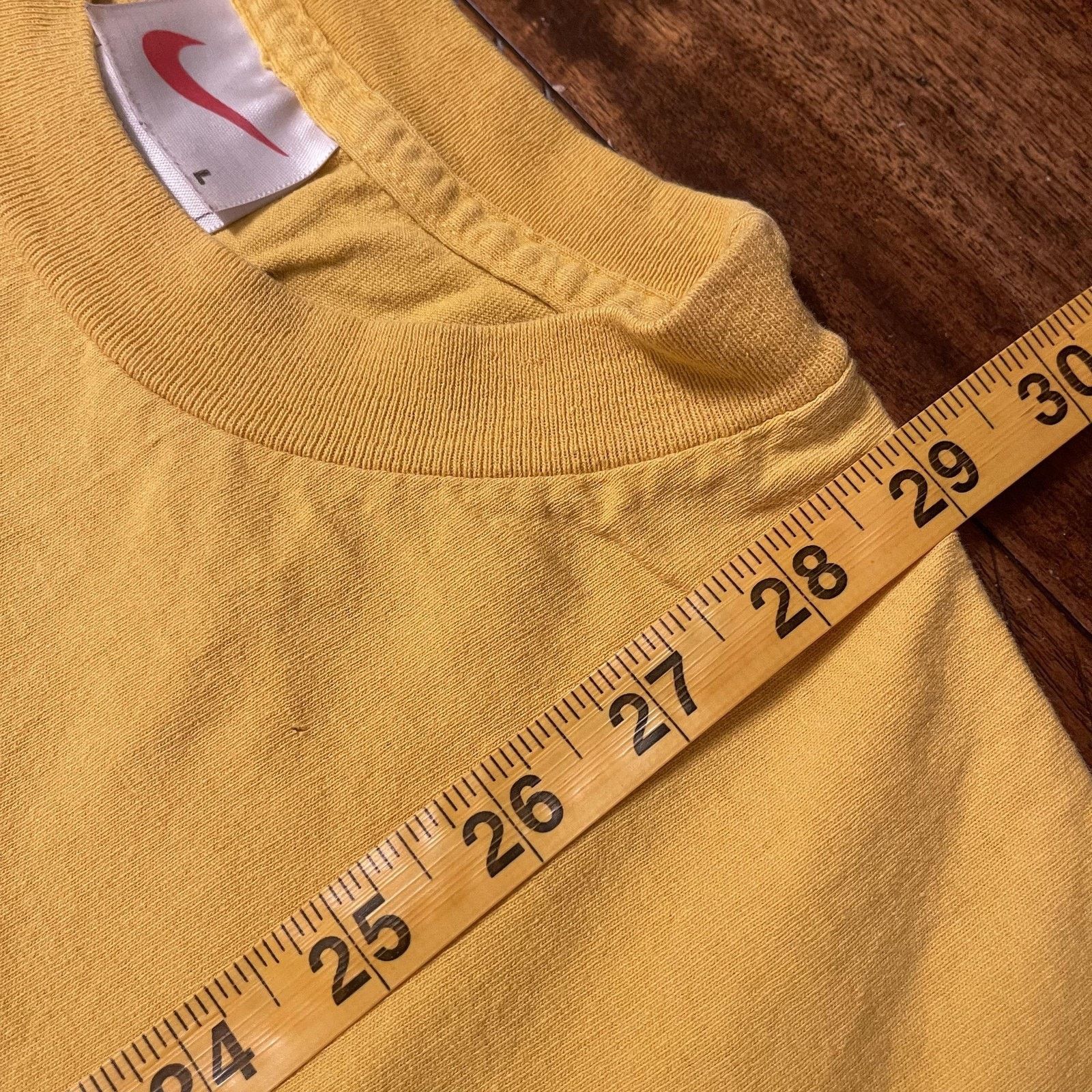 Nike Nike Shirt XL Yellow Swoosh Spell Out Graphic Short Sleeve Size US L / EU 52-54 / 3 - 7 Thumbnail