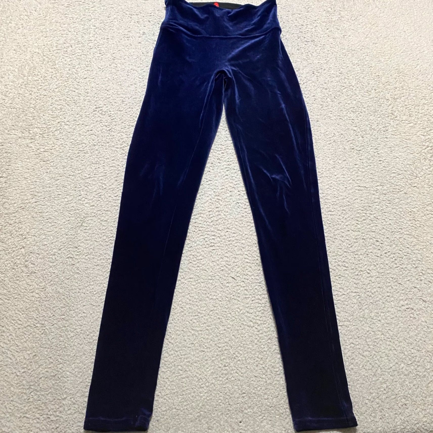 Spanx Spanx Leggings Woman S Solid Purple Velour Mid Rise Ankle Polyester Spandex Size 42" / US 20 - 2 Thumbnail