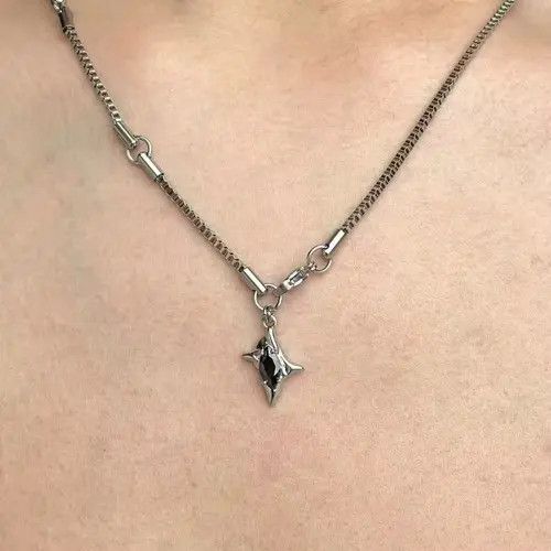 Jewelry Minimalist Star Black Zircon Pendant Necklace Size ONE SIZE - 1 Thumbnail