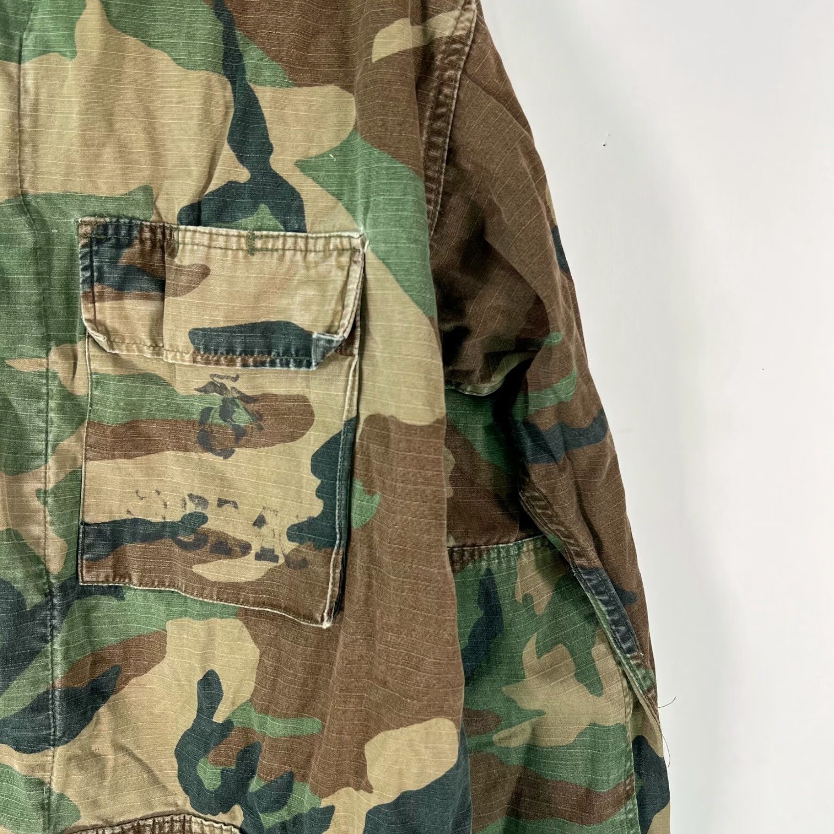 Vintage Vintage Military Jacket Men Large Camouflage Long Sleeves Pockets Cotton Blend Army Style Size US L / EU 52-54 / 3 - 6 Thumbnail