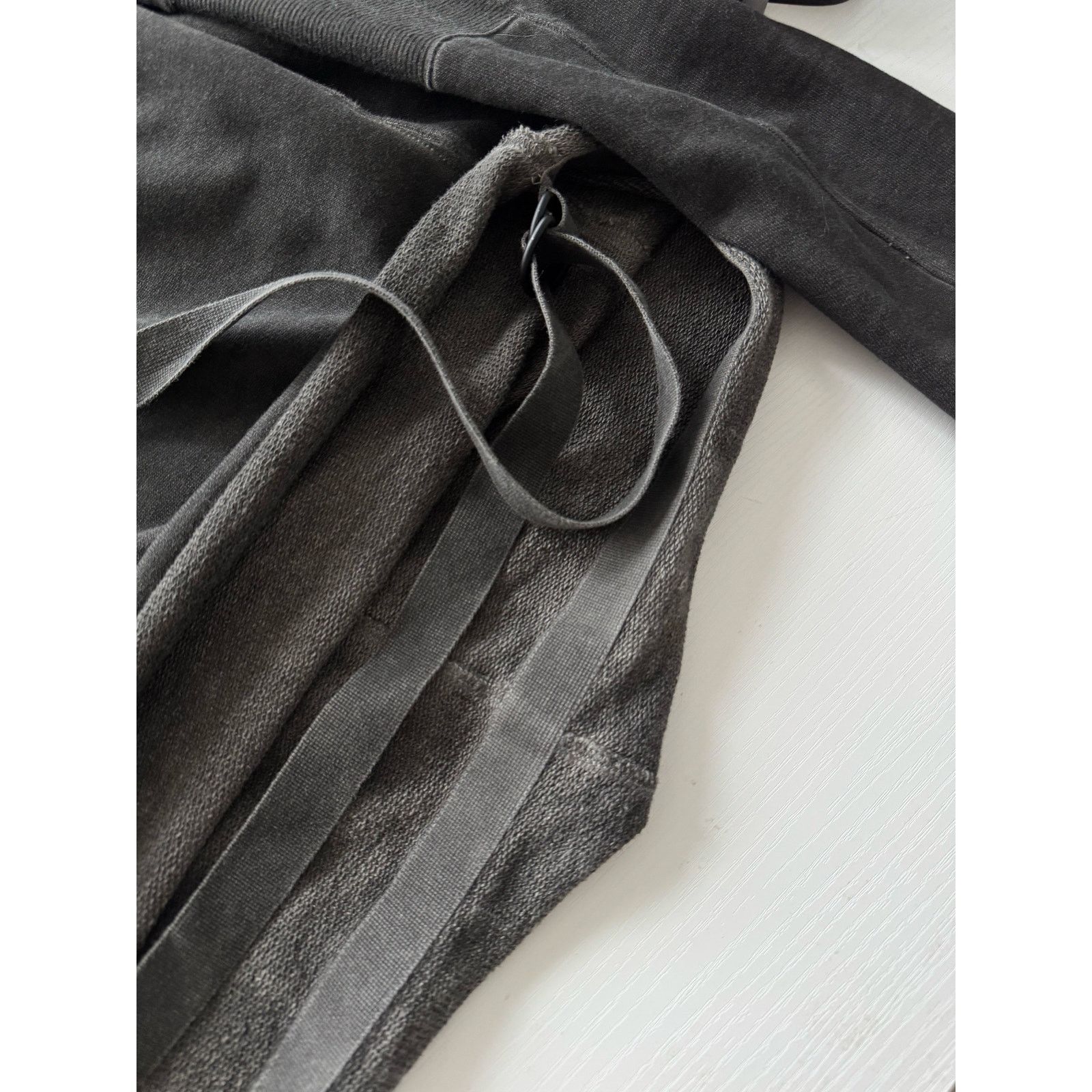 Alexandre Plokhov Alexandre Plokhov Distressed Long Sleeve Raw Hem Grey Size US L / EU 52-54 / 3 - 5 Thumbnail