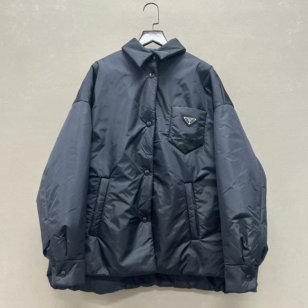 Prada prada black nylon jacket with triangle logo Size US M / EU 48-50 / 2 - 1 Thumbnail