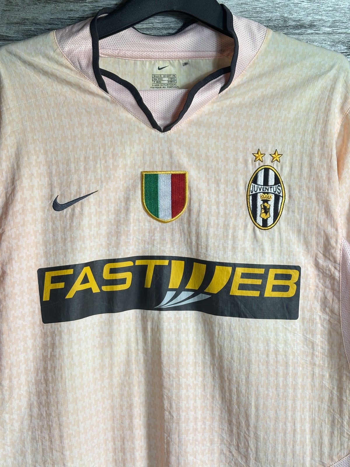 Nike Juventus 03/04 Away Jersey Rare Colour Size US M / EU 48-50 / 2 - 2 Thumbnail
