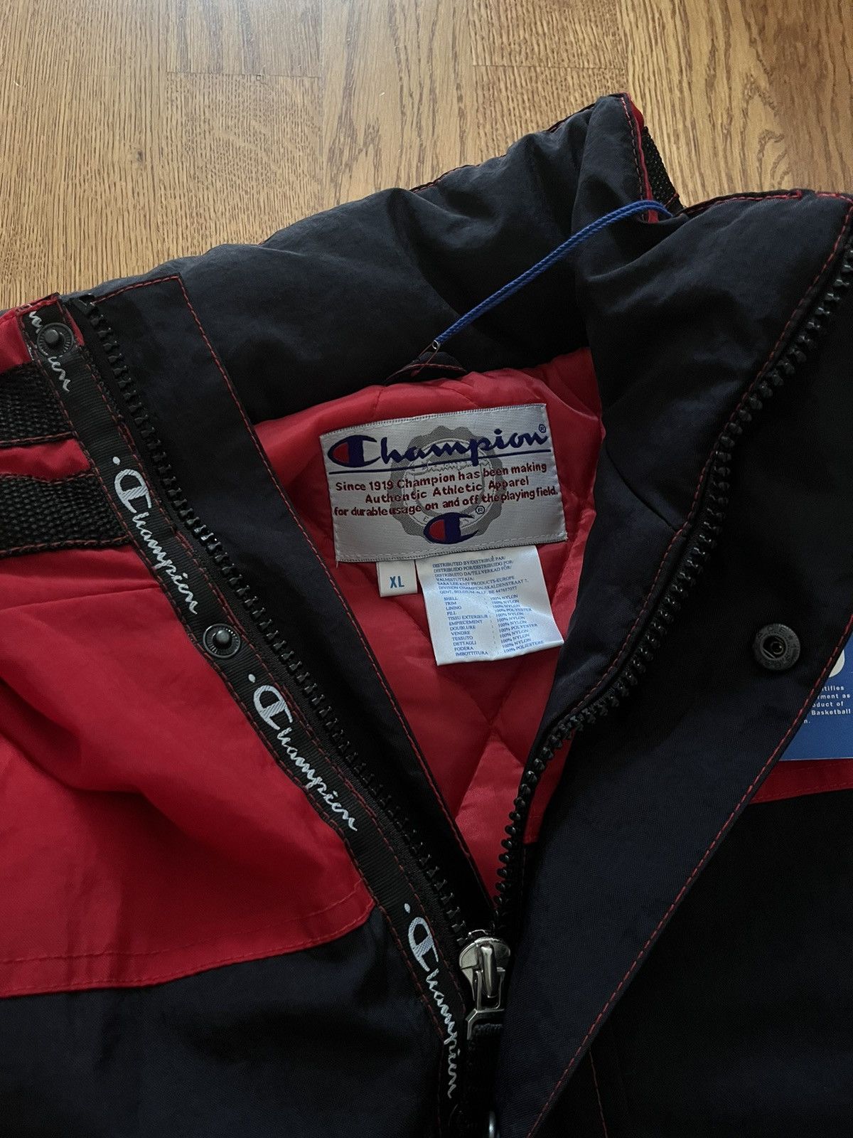 Champion × NBA Vintage DS Chicago Bulls jacket Size US XL / EU 56 / 4 - 6 Thumbnail