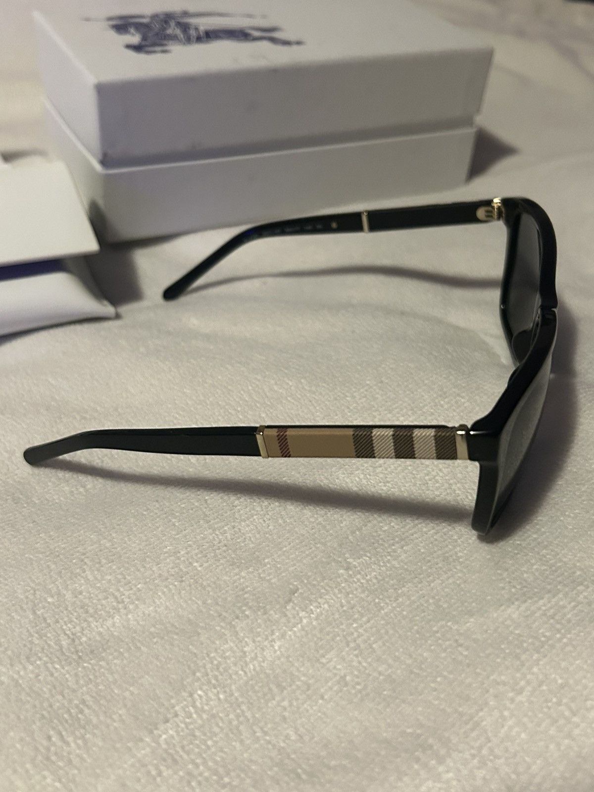 Burberry Burberry 4181 sunglasses brand new Size ONE SIZE - 3 Thumbnail