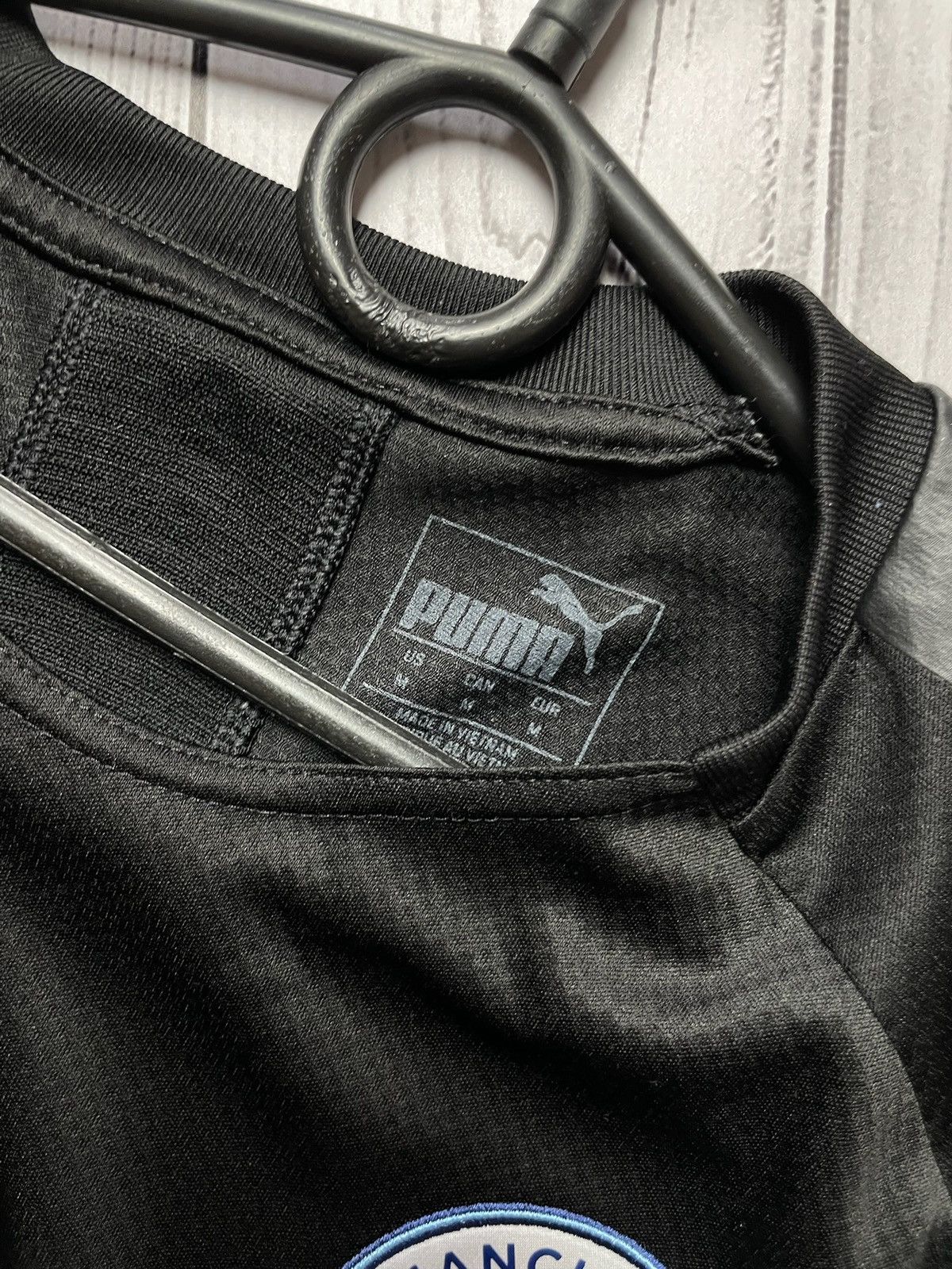 Puma × Vintage Vintage puma Manchester City soccer jersey black size M Size US M / EU 48-50 / 2 - 4 Thumbnail