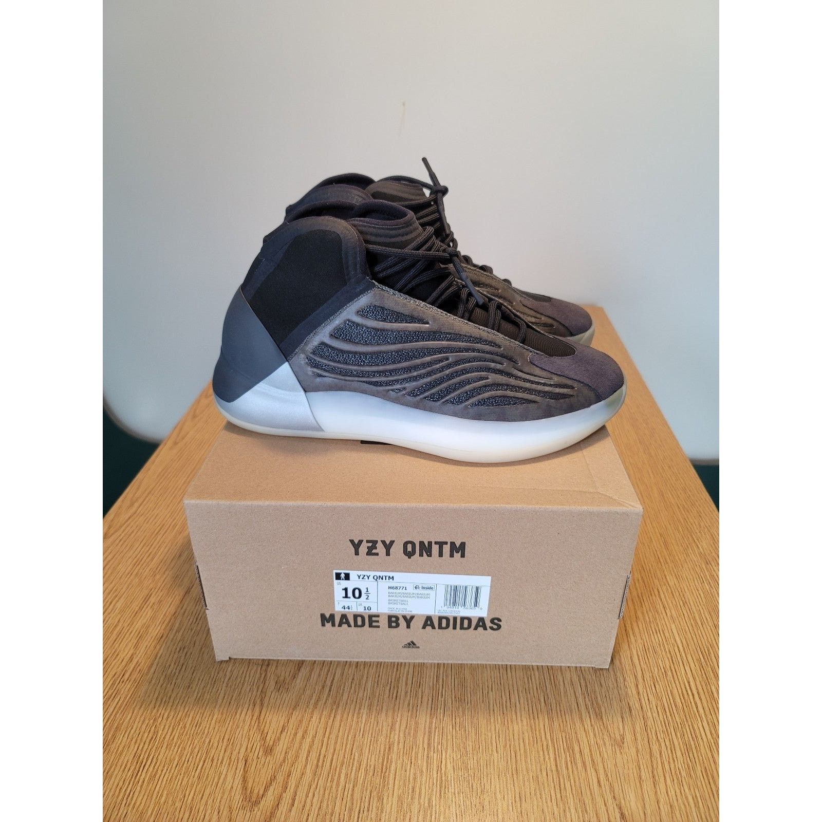 Adidas Adidas Yeezy Qntm Quantum barium custom sz 10.5 Size US 10.5 / EU 43-44 - 3 Thumbnail