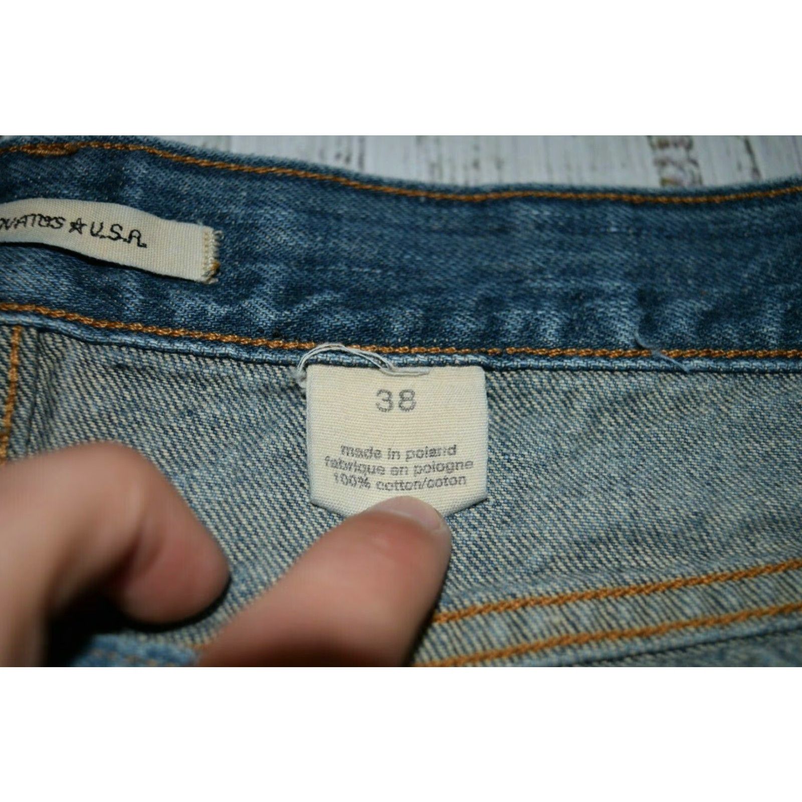 John Varvatos JOHN VARVATOS AUTHENTIC LIGHT WASH STRAIGHT LEG REGULAR JEANS 38 BLUE MENS Size US 38 / EU 54 - 4 Thumbnail