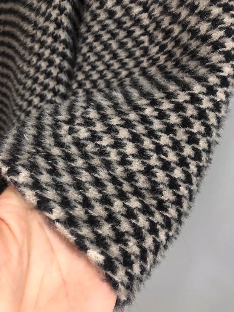 Max Mara Max Mara 100% Alpaca Black and Grey Houndstooth Classic Co Size M / US 6-8 / IT 42-44 - 5 Thumbnail