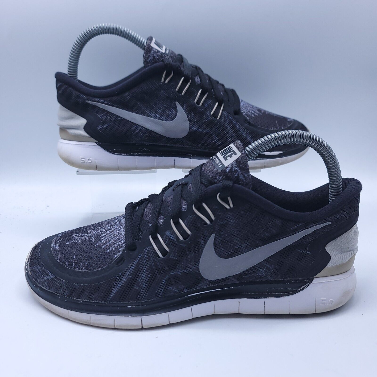 Nike Nike Free 5.0 Shoe Womens Size 7 806588-001 Black Gray White Size US 7 / IT 37 - 5 Thumbnail