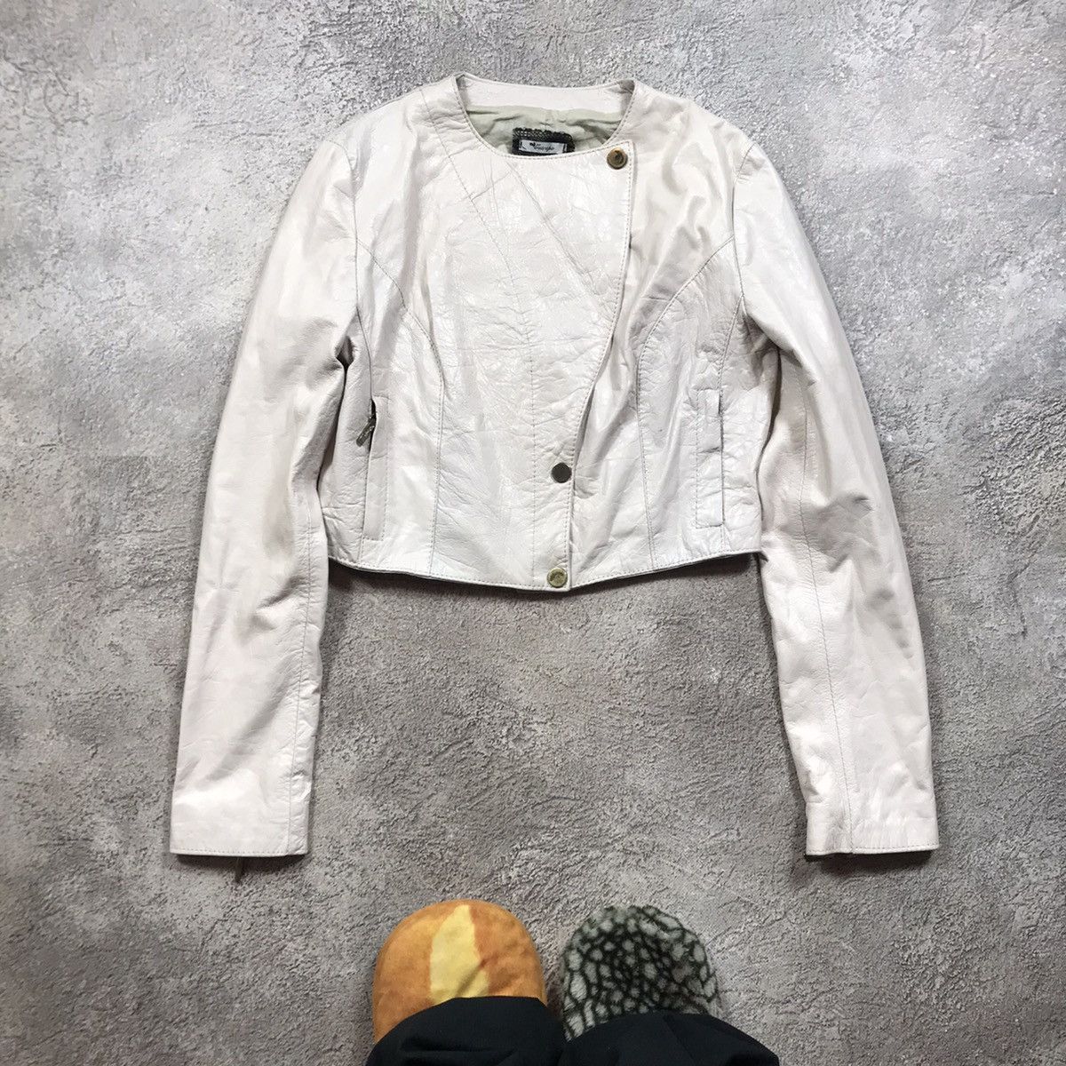 Vintage Vintage 90s Y2K Cropped Leather Jacket Cream Preppy Faded S Size S / US 4 / IT 40 - 1 Thumbnail