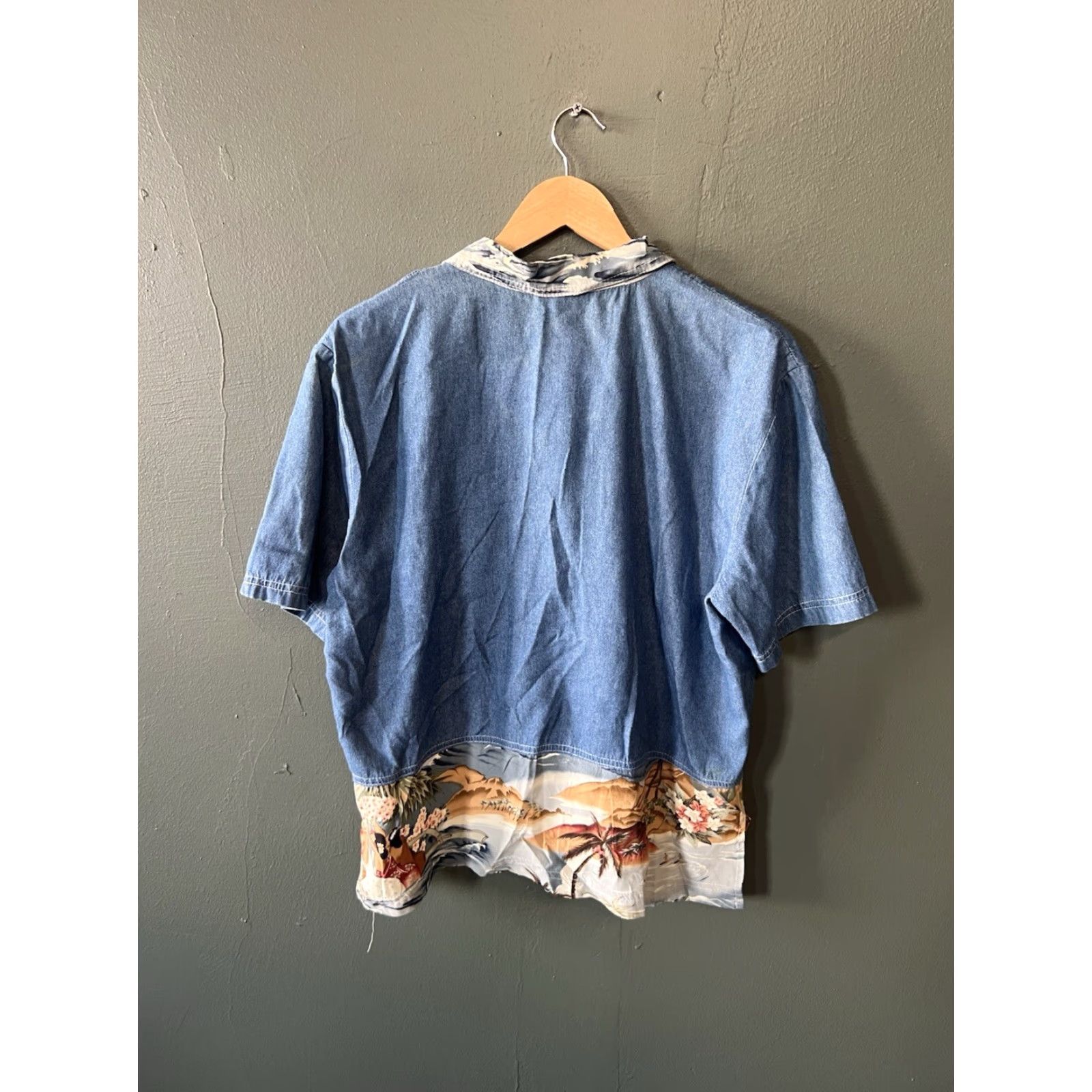 Vintage VINTAGE Nina Piccalino Women's Button Down Shirt Hawaiian Navy Blue 8 Regular Short Sleeve Collared 50% Cotton 50% Polyester Down Pattern Solid Size M / US 6-8 / IT 42-44 - 2 Thumbnail