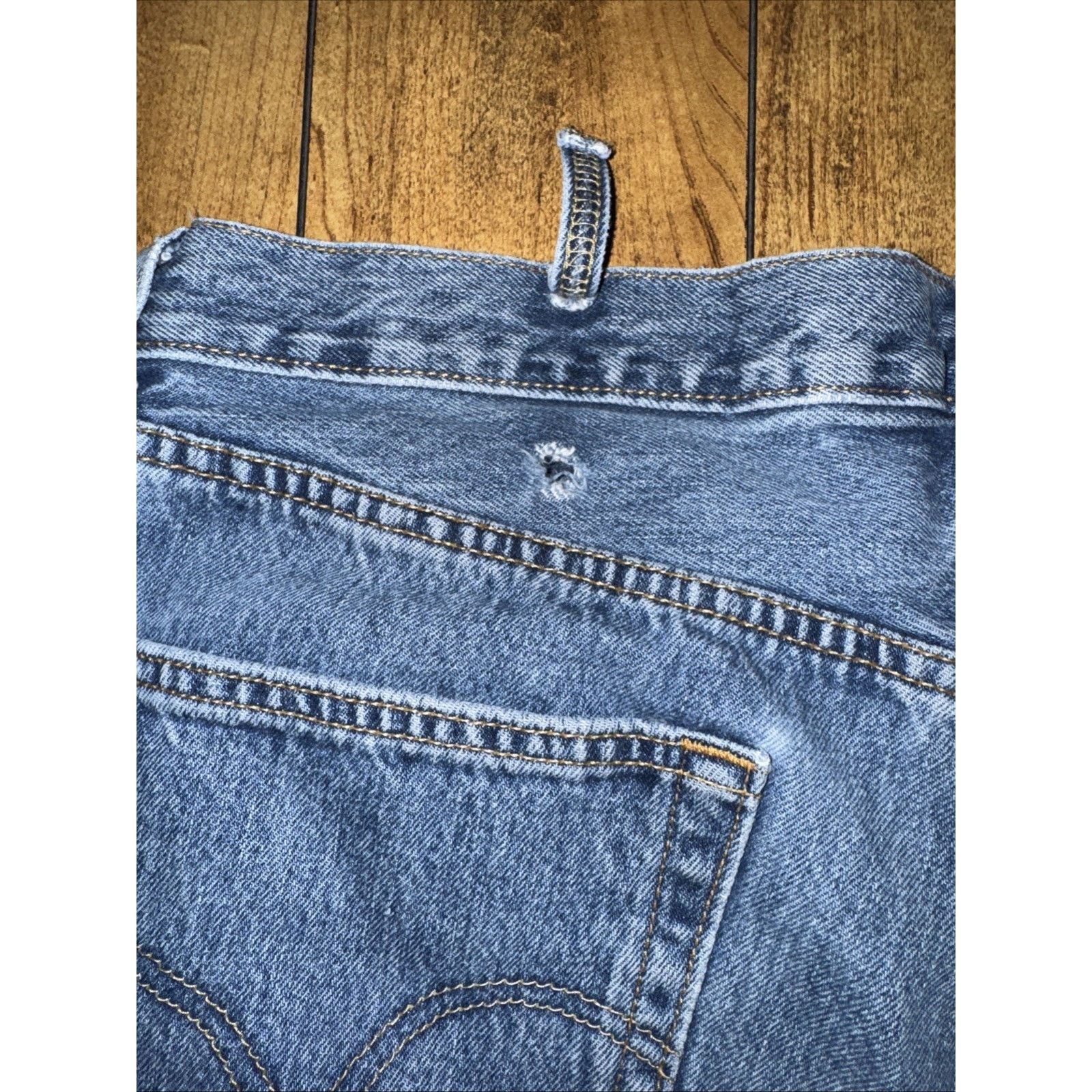 Levi's × Vintage Vintage Levi’s 501 Jeans Distressed Button Fly Straight Leg Size US 36 / EU 52 - 13 Thumbnail