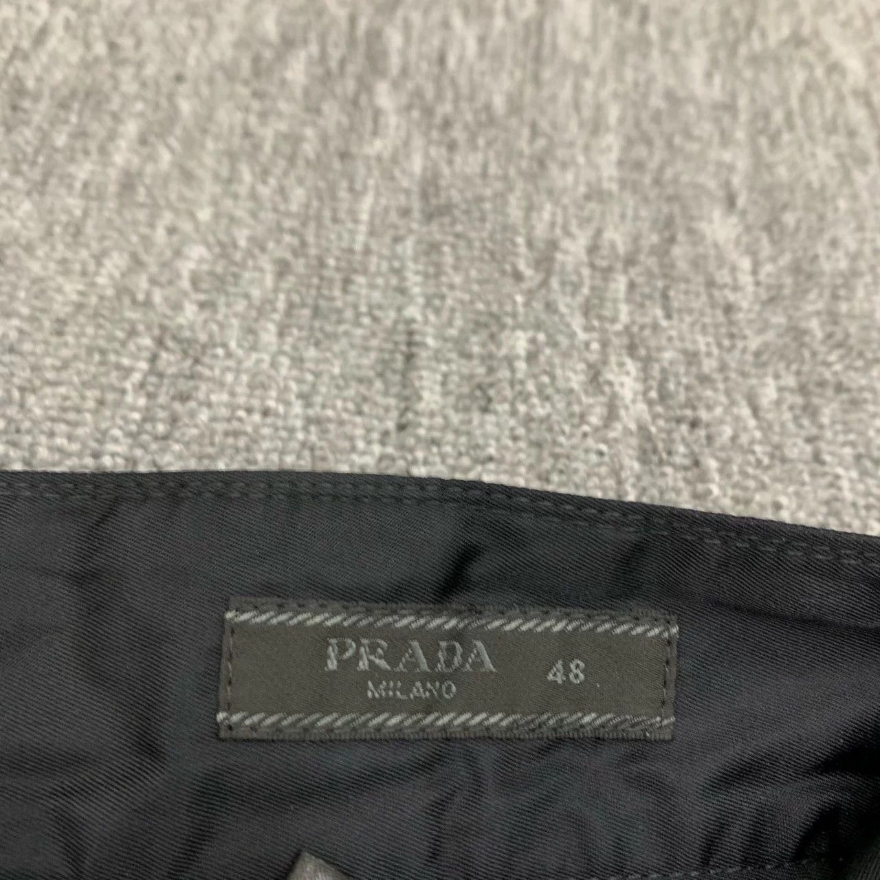 Prada PRADA Black Triangle Logo Nylon Shorts Size 48 Size US 32 / EU 48 - 4 Thumbnail