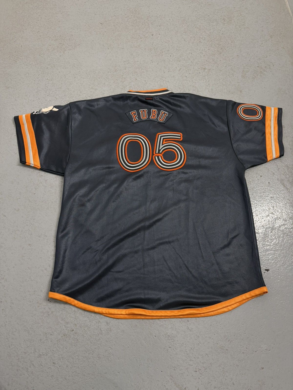 Fubu Vintage 1992 Fubu 64 Bronx Embroidered Logo MLB Jersey Size US M / EU 48-50 / 2 - 11 Thumbnail