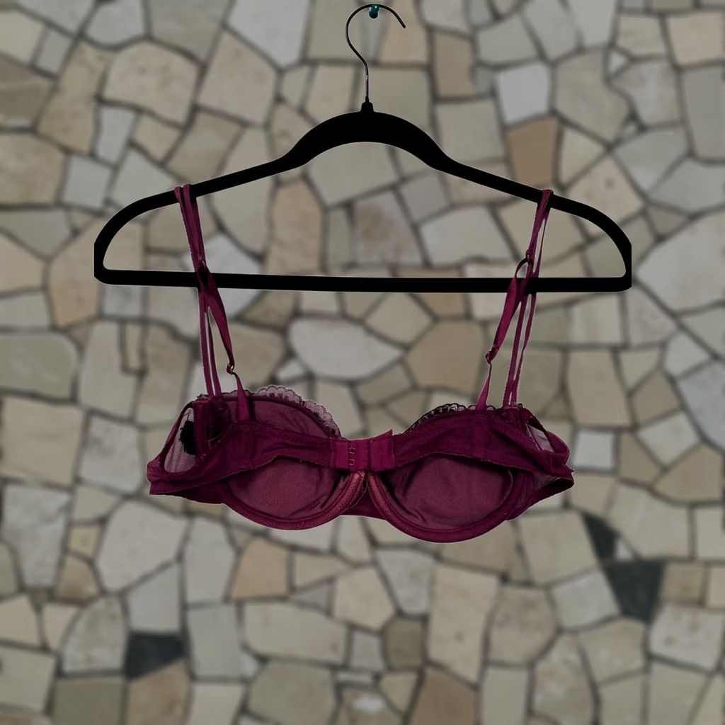 Betsey Johnson VINTAGE Betsey Johnson Women’s Bra Shirt Womens 34B Purple Underwire Lace 6045 Size ONE SIZE - 1 Thumbnail