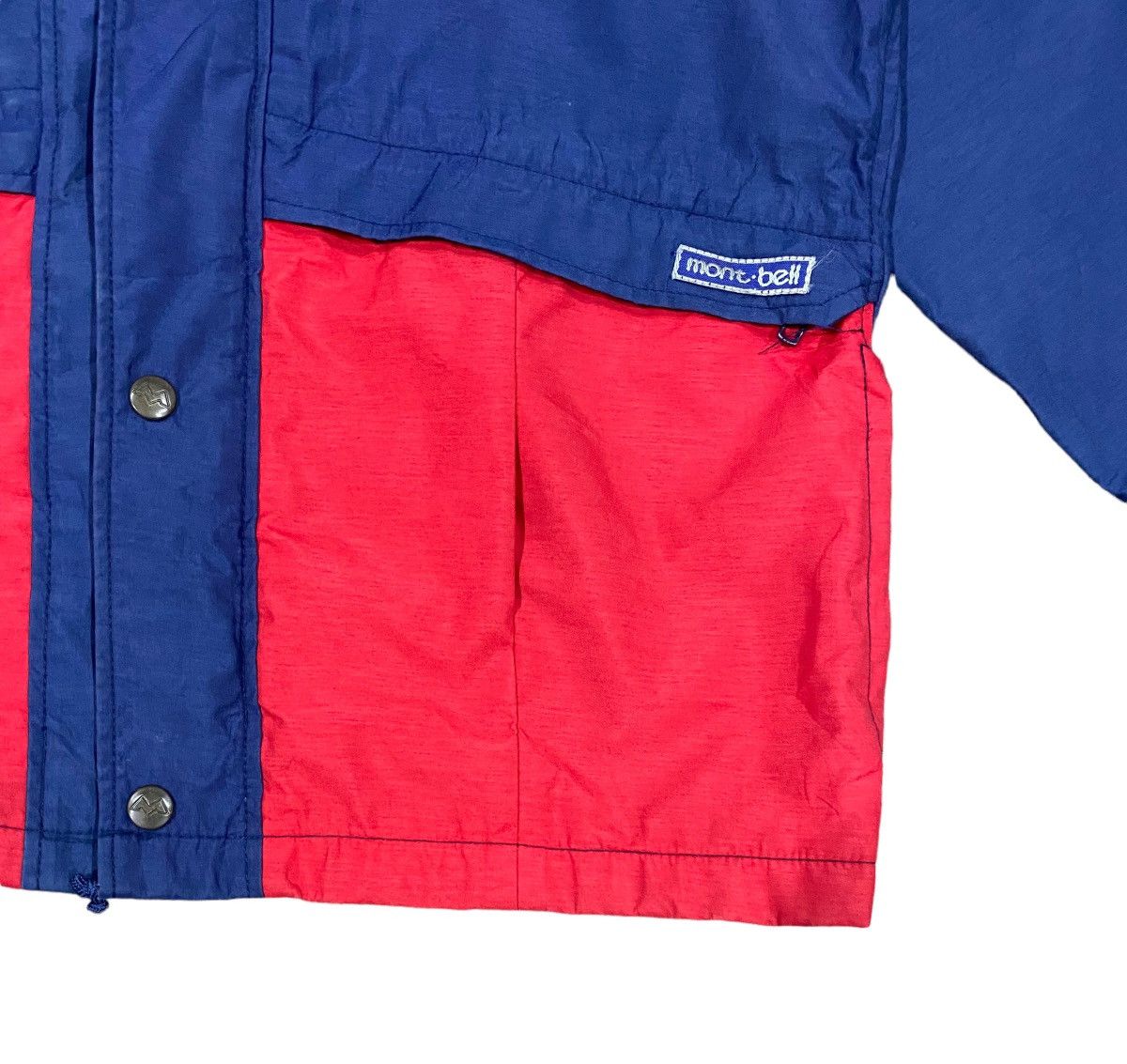Montbell Vintage MONT-BELL Gore-tex Hoodie Waterproof Jacket (M) Size US M / EU 48-50 / 2 - 6 Thumbnail