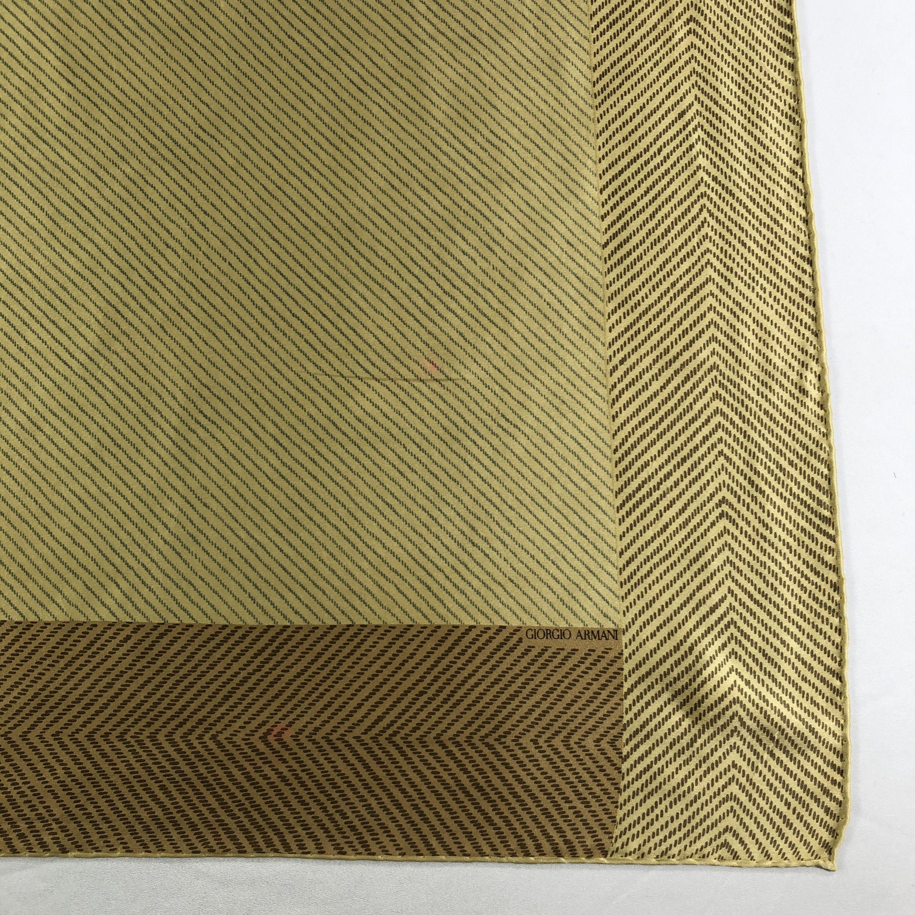 Giorgio Armani × Vintage Vintage Giorgio Armani Silk Scarf Size ONE SIZE - 4 Thumbnail