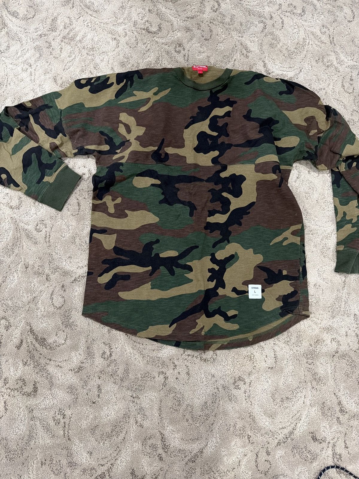 Supreme Supreme long sleeve camo large Size US L / EU 52-54 / 3 - 1 Thumbnail