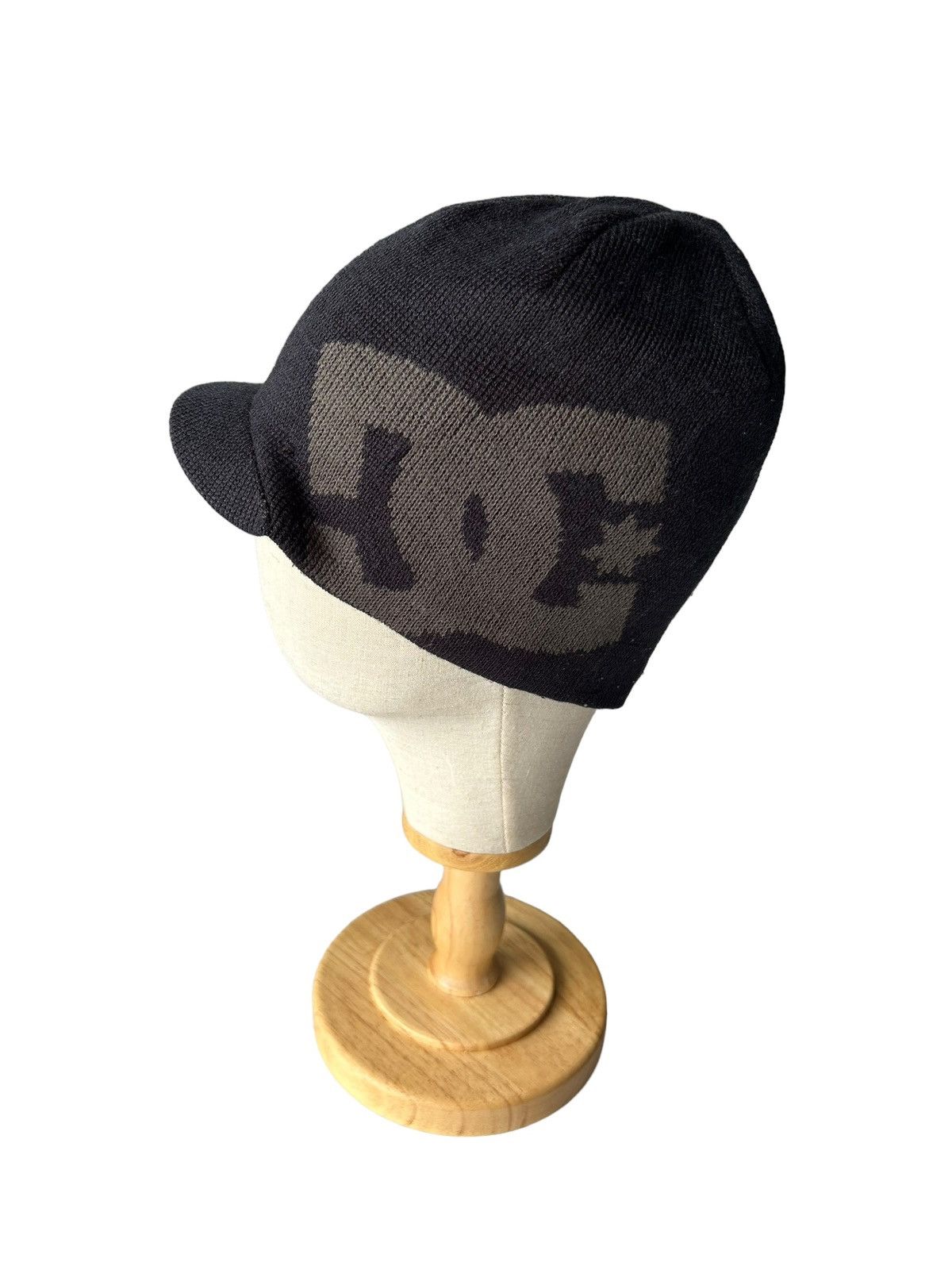 DC × Japanese Brand Dc Big Logo Hats ☠️ !! Size ONE SIZE - 3 Thumbnail