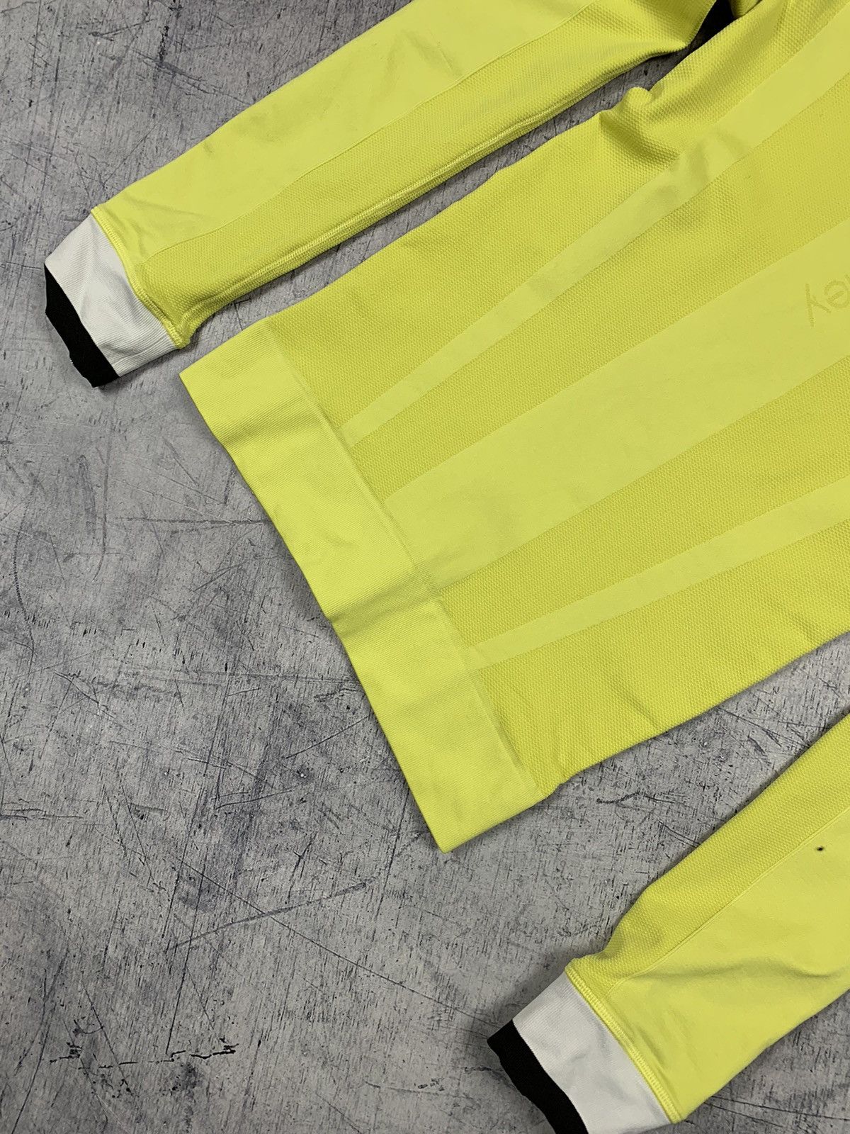 Adidas × Stella McCartney Adidas x Stella McCartney Thermo Long Sleeve Sportswear Size S / US 4 / IT 40 - 7 Thumbnail