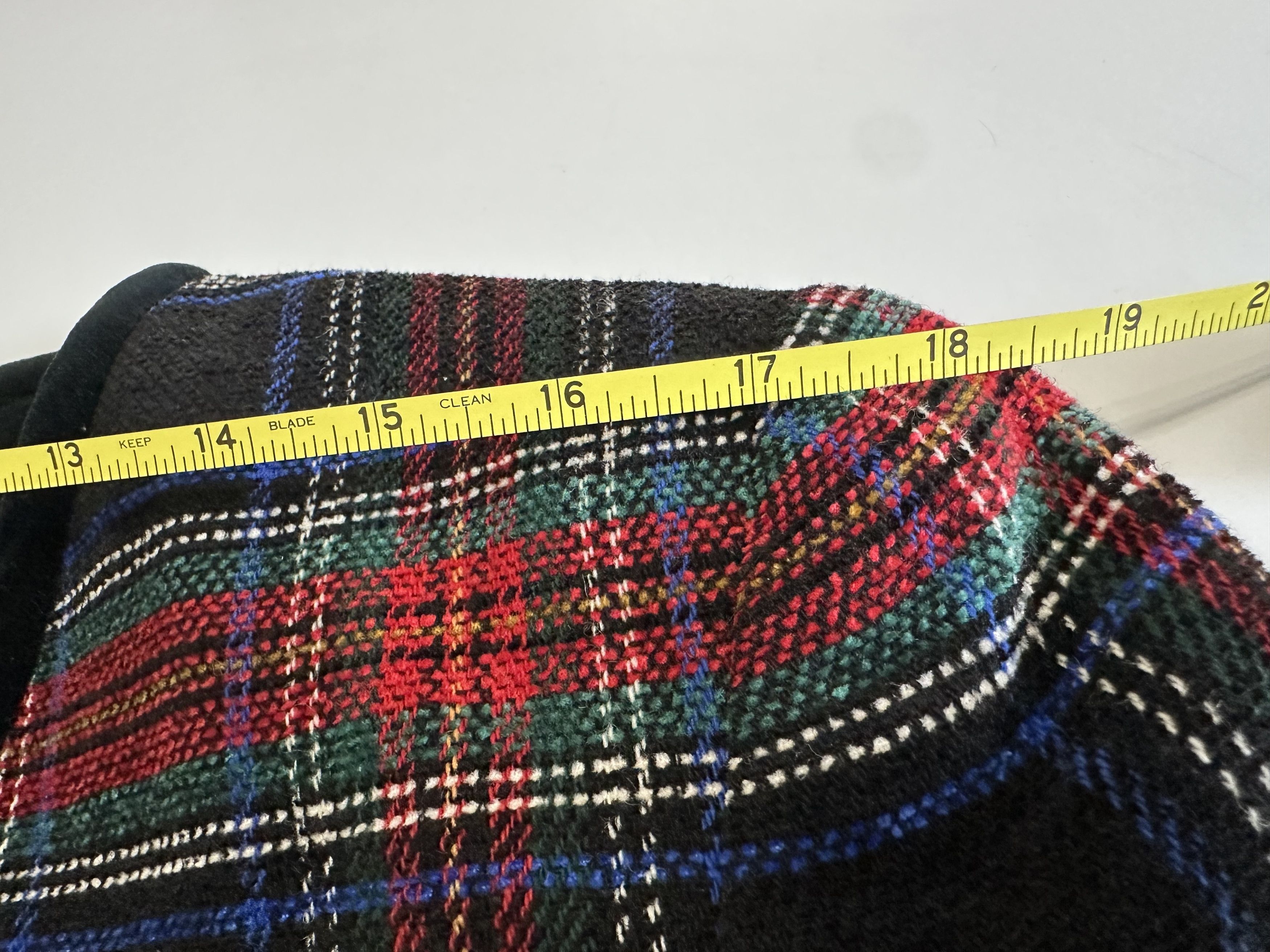 Liz Claiborne Liz Claiborne Women's Blazer Red Black Plaid Velvet Wool Size ONE SIZE - 4 Thumbnail