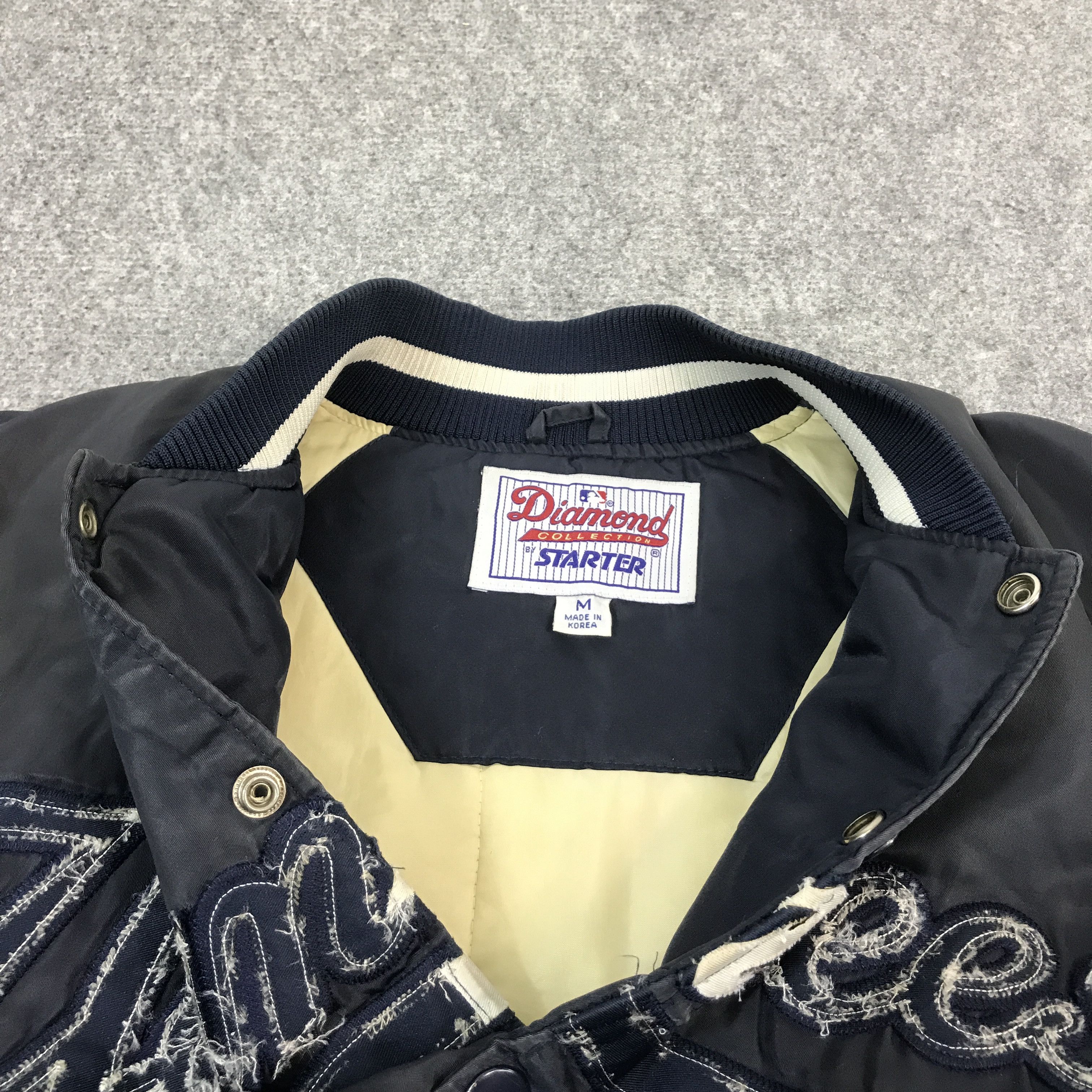 New York Yankees New York Yankees Distressed logo Sun faded jacket Size US M / EU 48-50 / 2 - 5 Thumbnail
